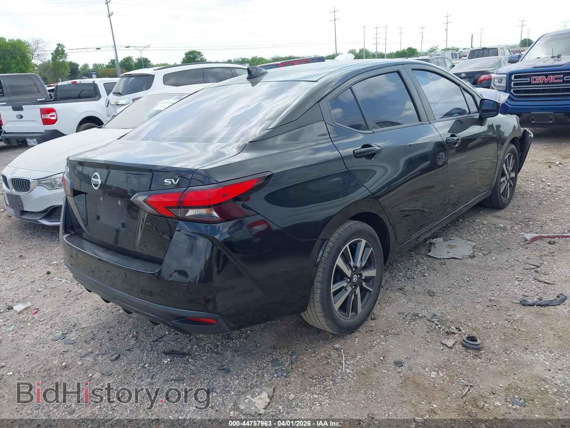 2021 NISSAN VERSA - VIN: 3N1CN8EV2ML879918 - Фото 4