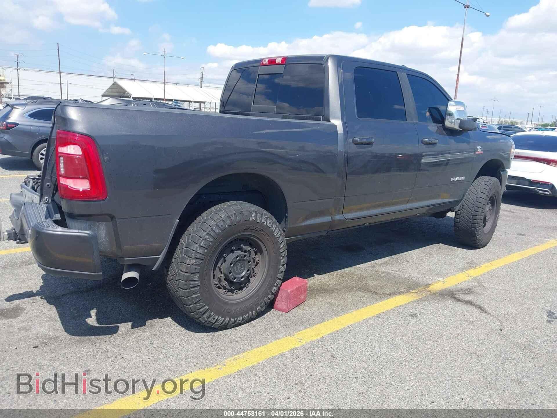 2024 RAM 2500 - VIN: 3C6UR5FLXRG177340 - Фото 4