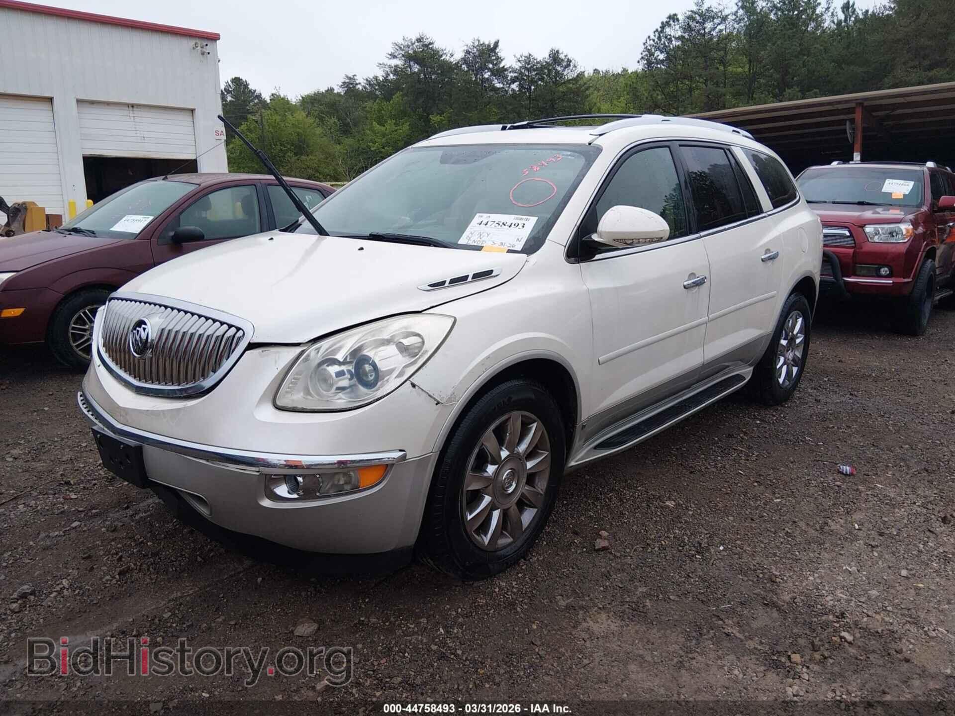 2011 BUICK ENCLAVE - VIN: 5GAKRCED4BJ156214 - Фото 2