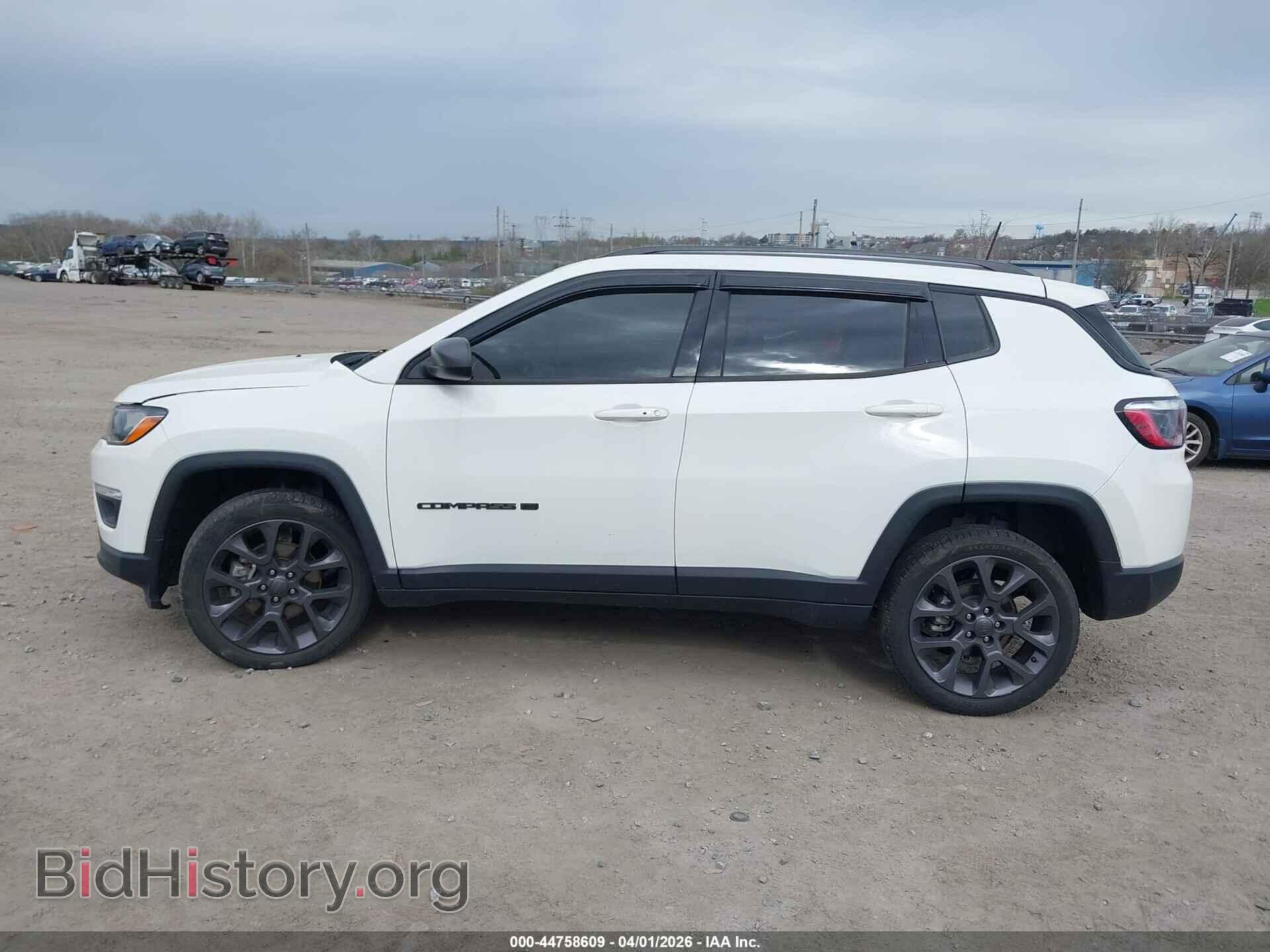 2021 JEEP COMPASS - VIN: 3C4NJDEB4MT583864 - Фото 13