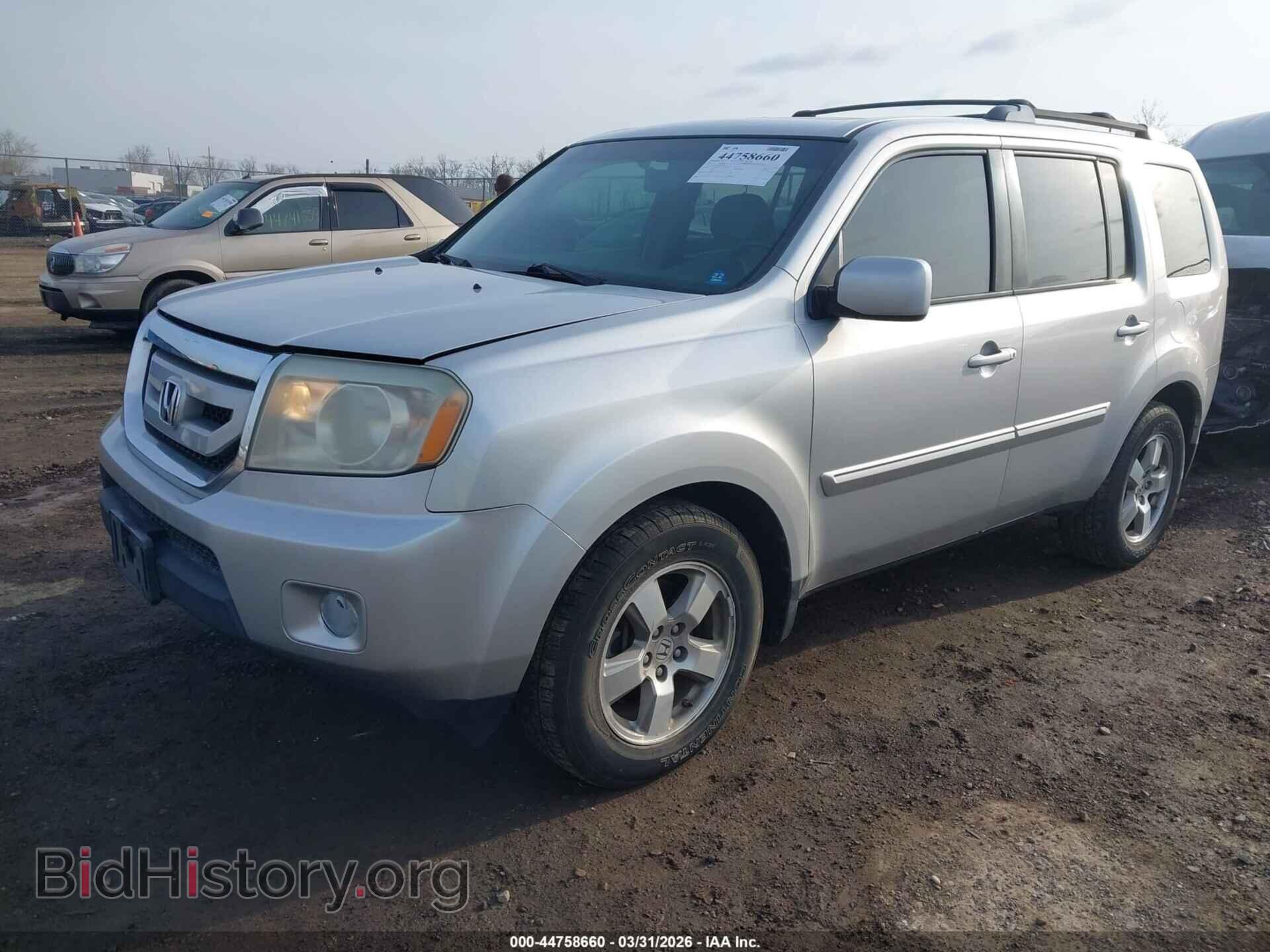 2011 HONDA PILOT - VIN: 5FNYF4H53BB017890 - Фото 2