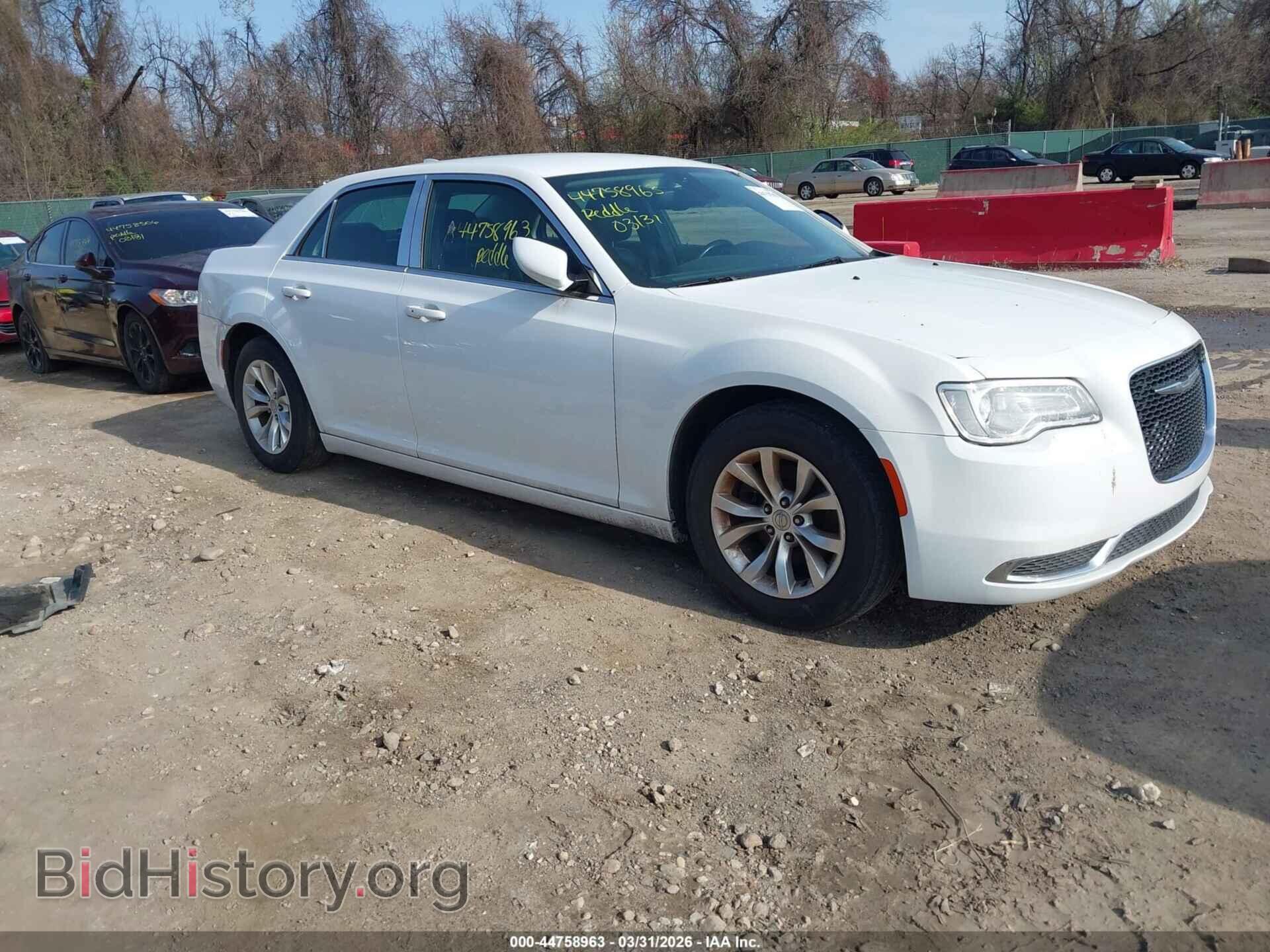 Photo 2C3CCAAG6FH786627 - CHRYSLER 300 2015