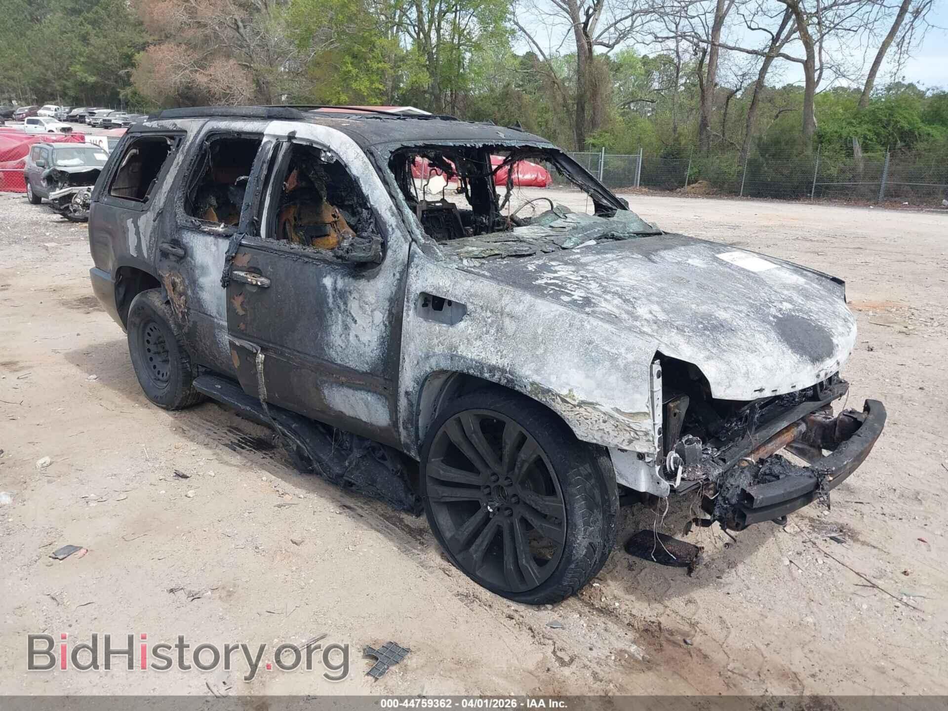 Photo 1GYS4BEF3DR272138 - CADILLAC ESCALADE 2013
