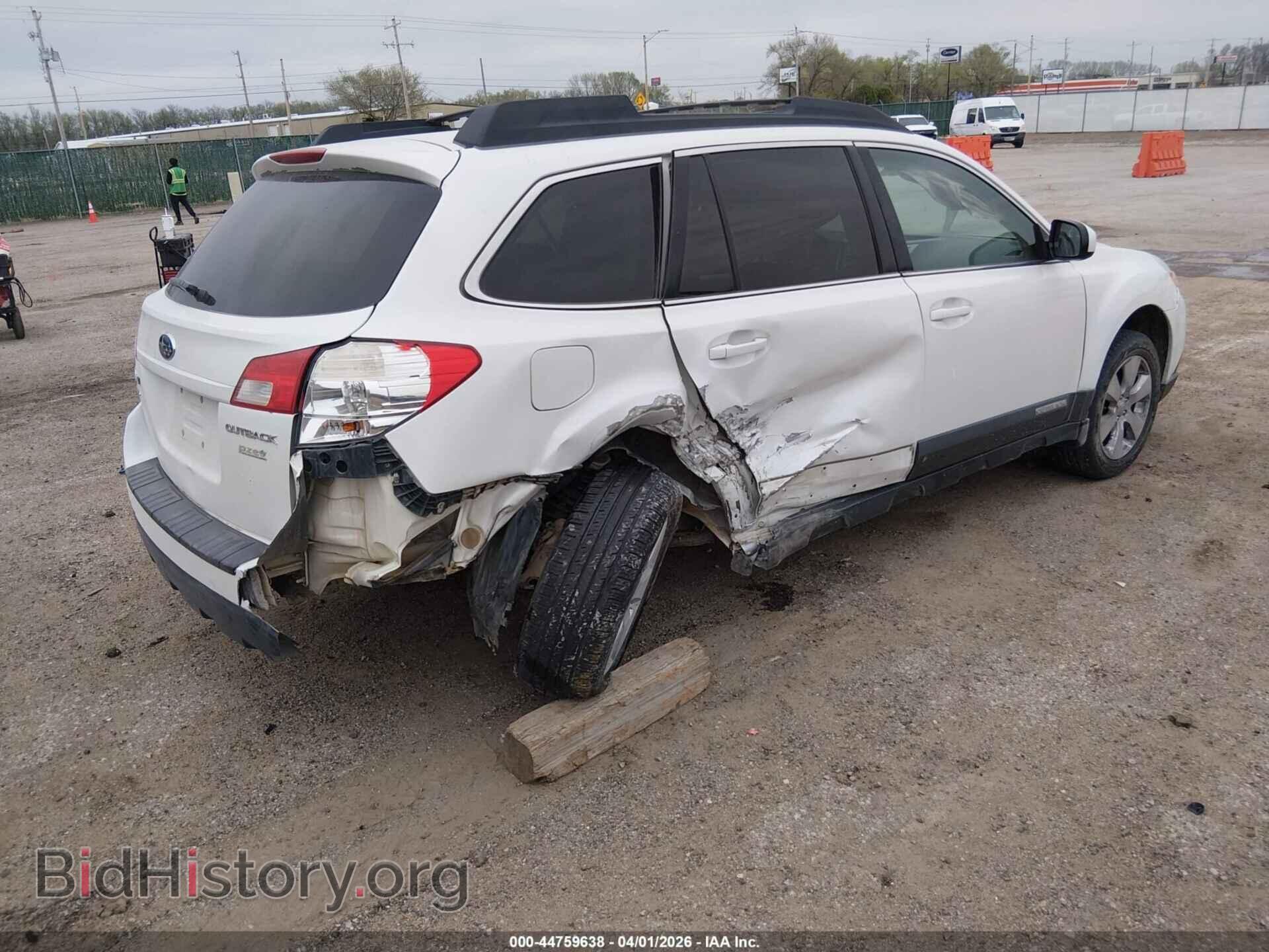 2011 SUBARU OUTBACK - VIN: 4S4BRBCC2B3357337 - Фото 4