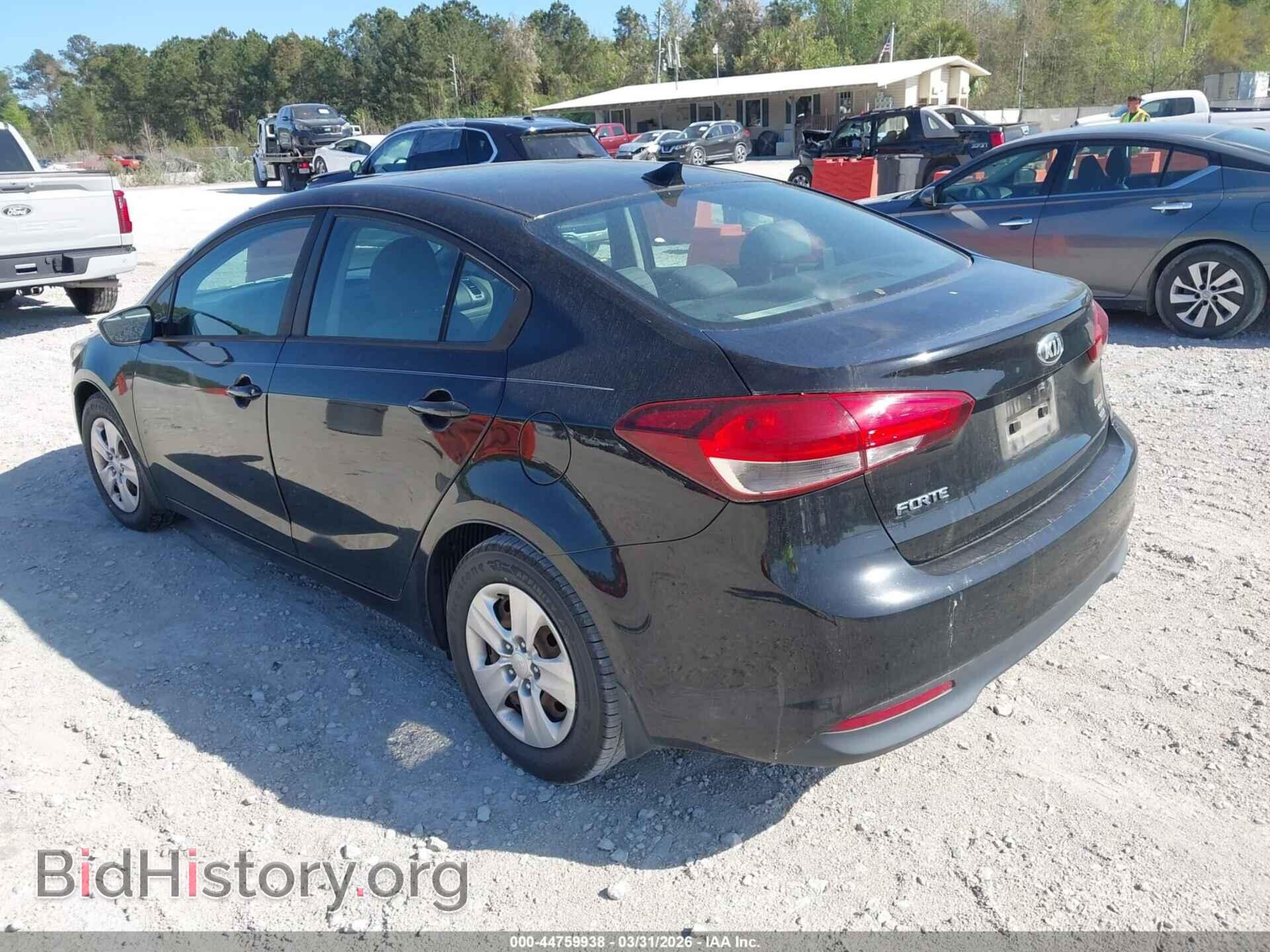 2017 KIA FORTE - VIN: 3KPFK4A78HE046413 - Фото 3