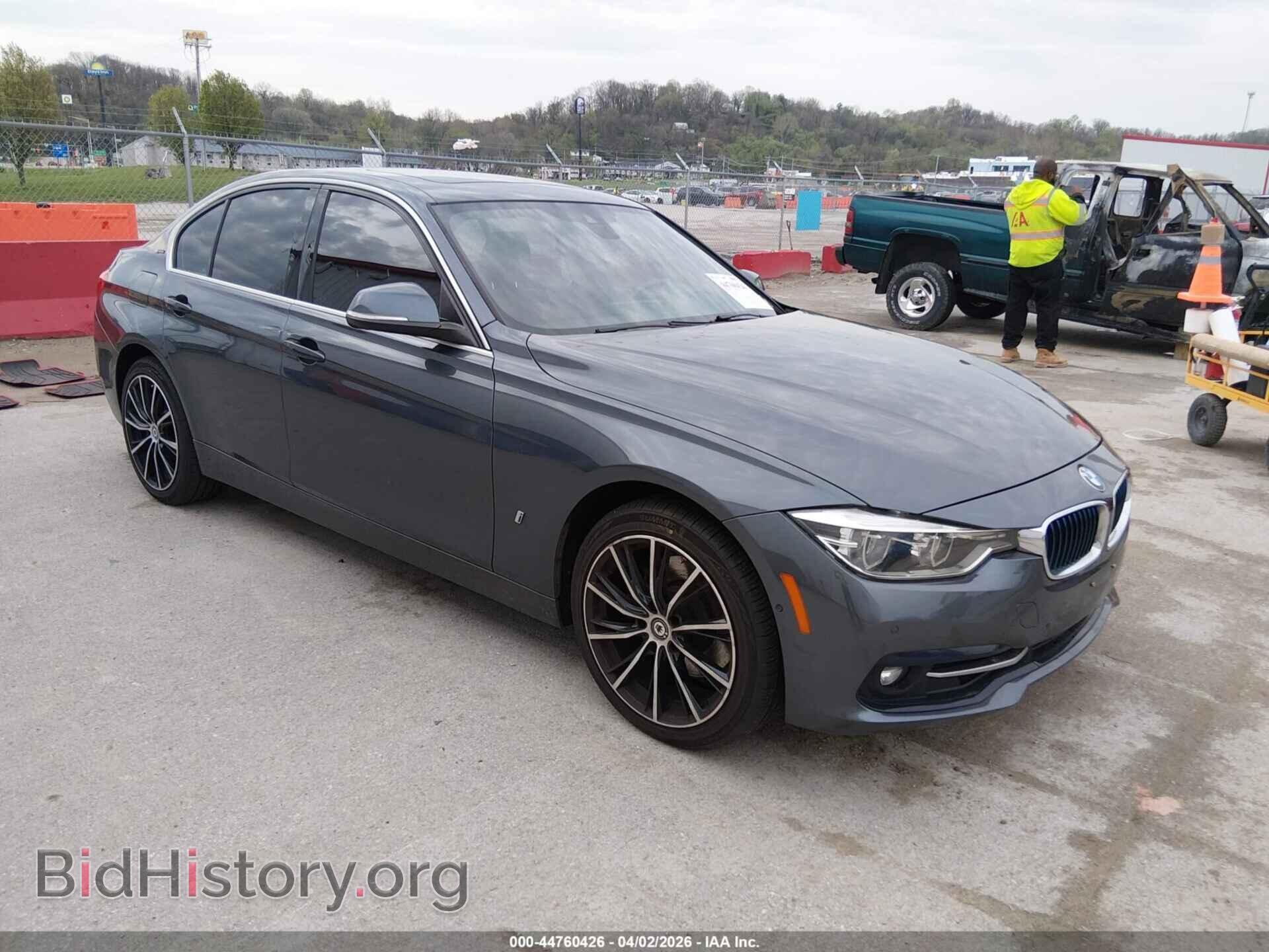 Фотография WBA8E1C37HA029787 - BMW 330E 2017