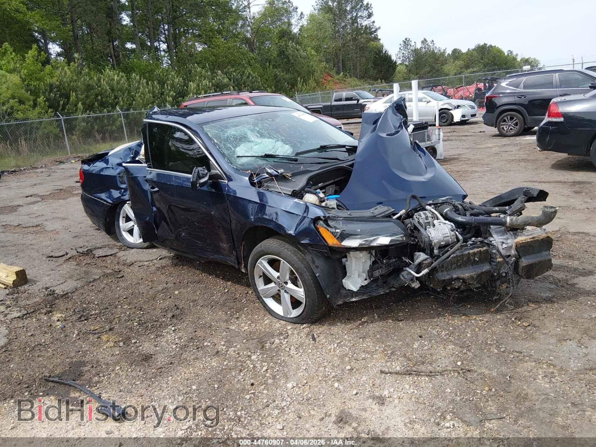 Фотография 1VWBS7A32FC013695 - VOLKSWAGEN PASSAT 2015