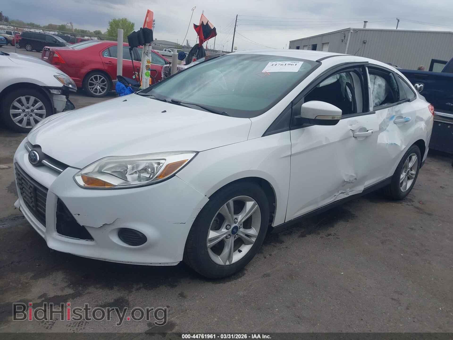 2014 FORD FOCUS - VIN: 1FADP3F2XEL453755 - Фото 2