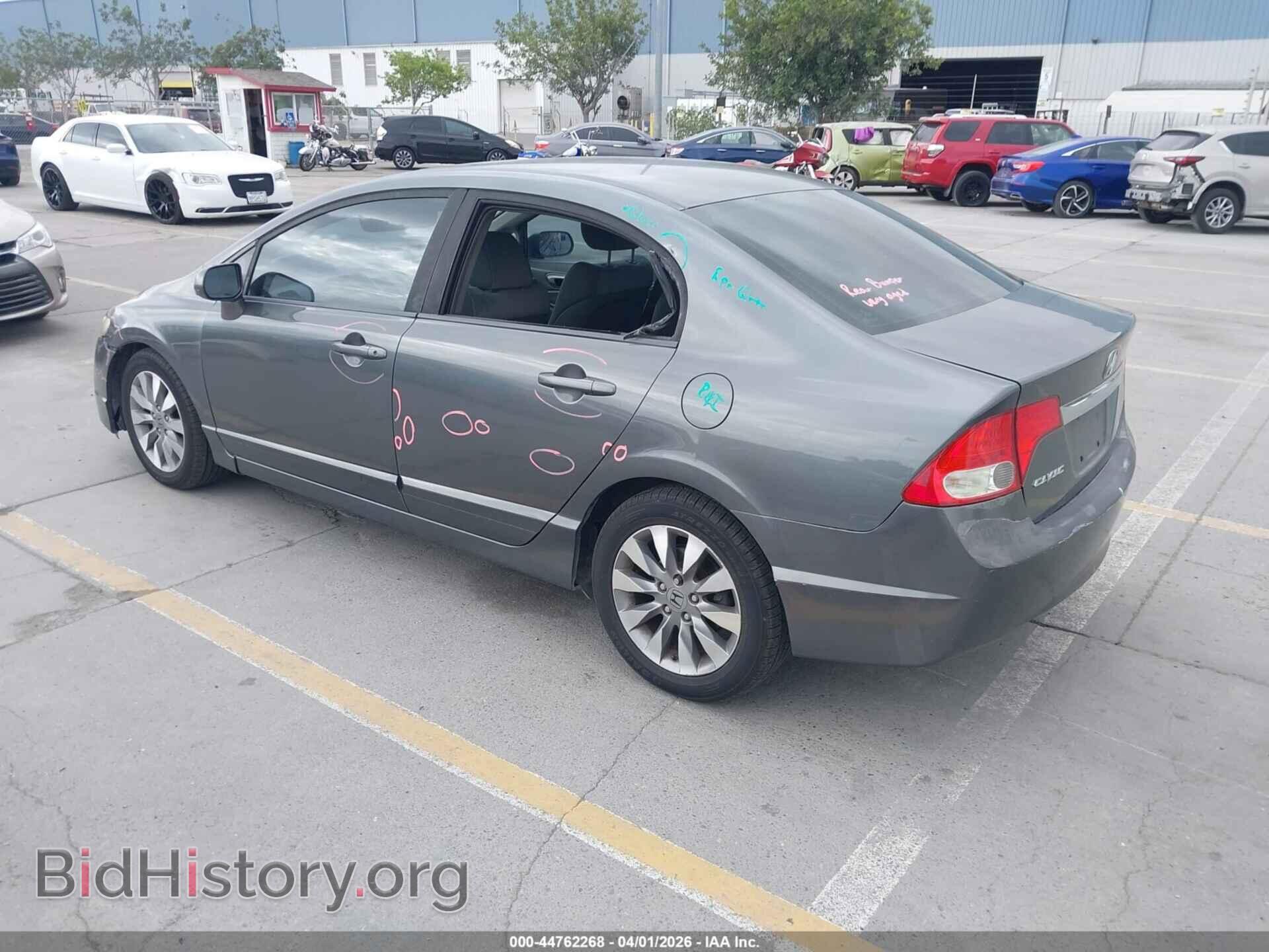 2010 HONDA CIVIC - VIN: 19XFA1F8XAE084038 - Фото 3