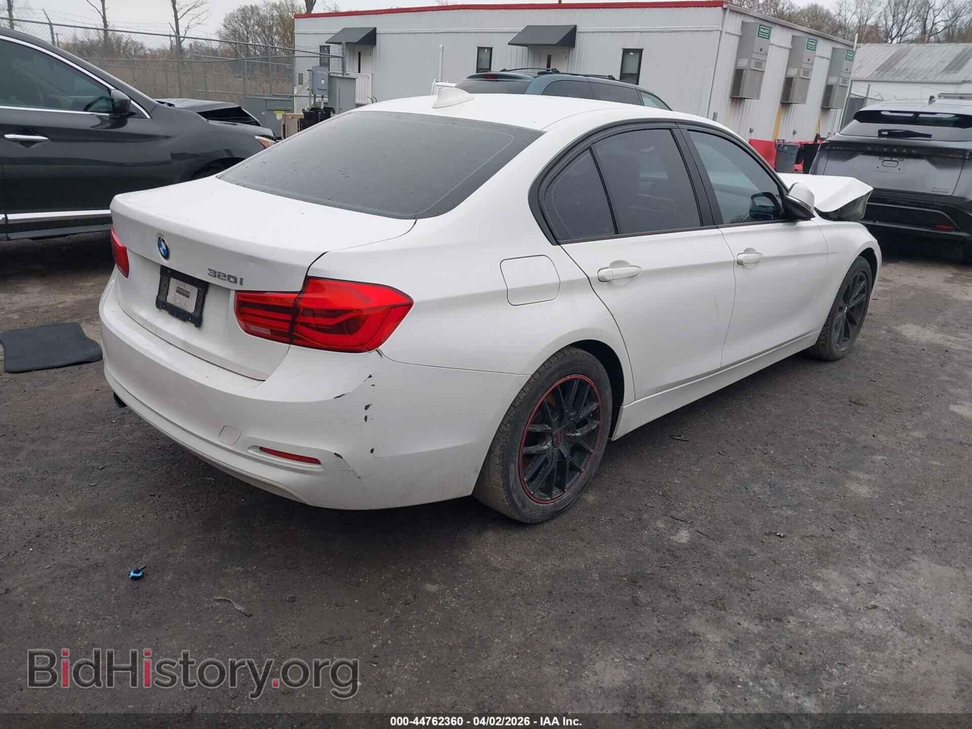 2016 BMW 320I - VIN: WBA8E1G51GNU11929 - Фото 4