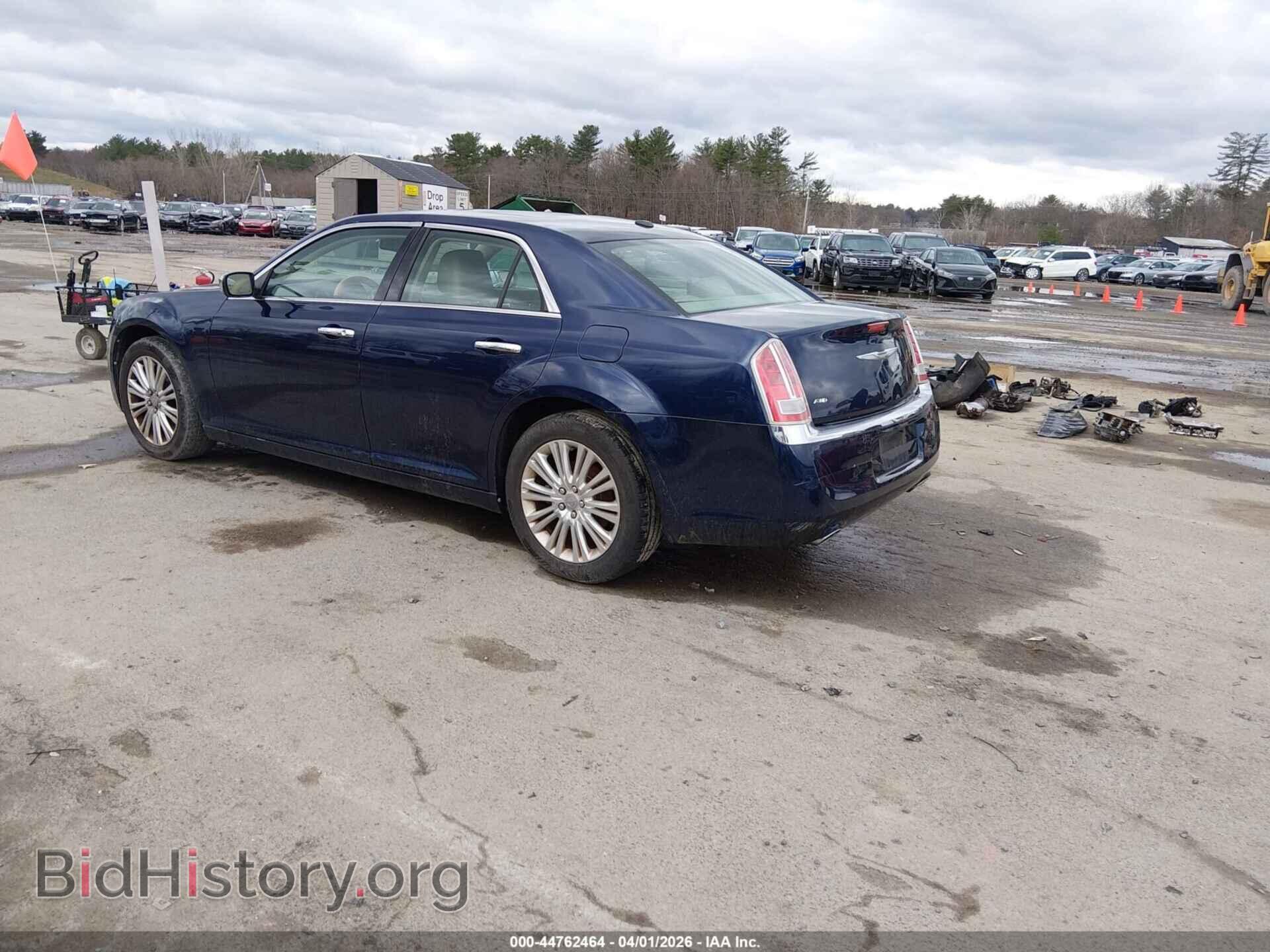 2014 Chrysler 300C (VIN 2C3CCAKG5EH190373) — photo 3 of 16