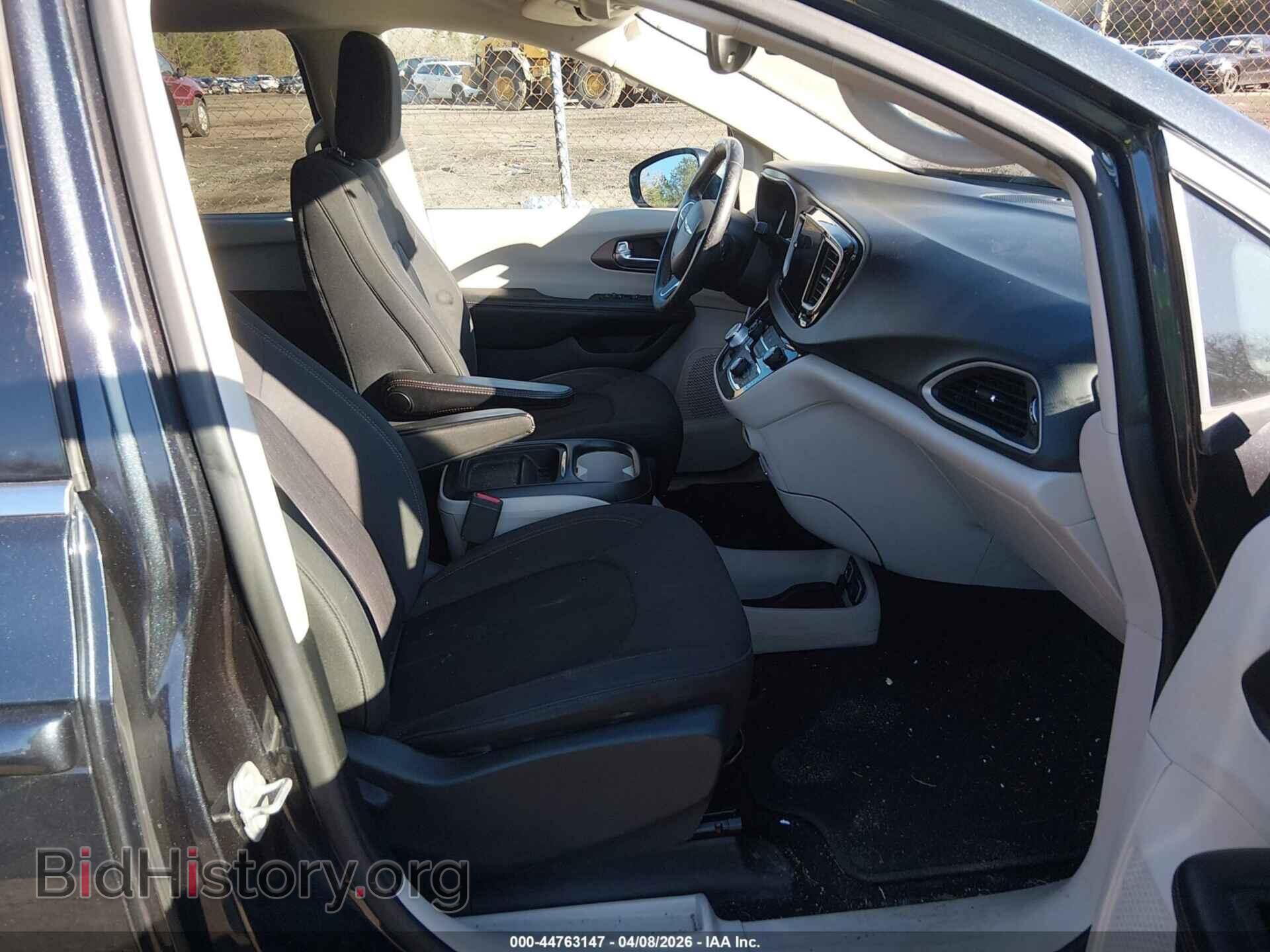 2019 CHRYSLER PACIFICA - VIN: 2C4RC1FG8KR635856 - Photo 5