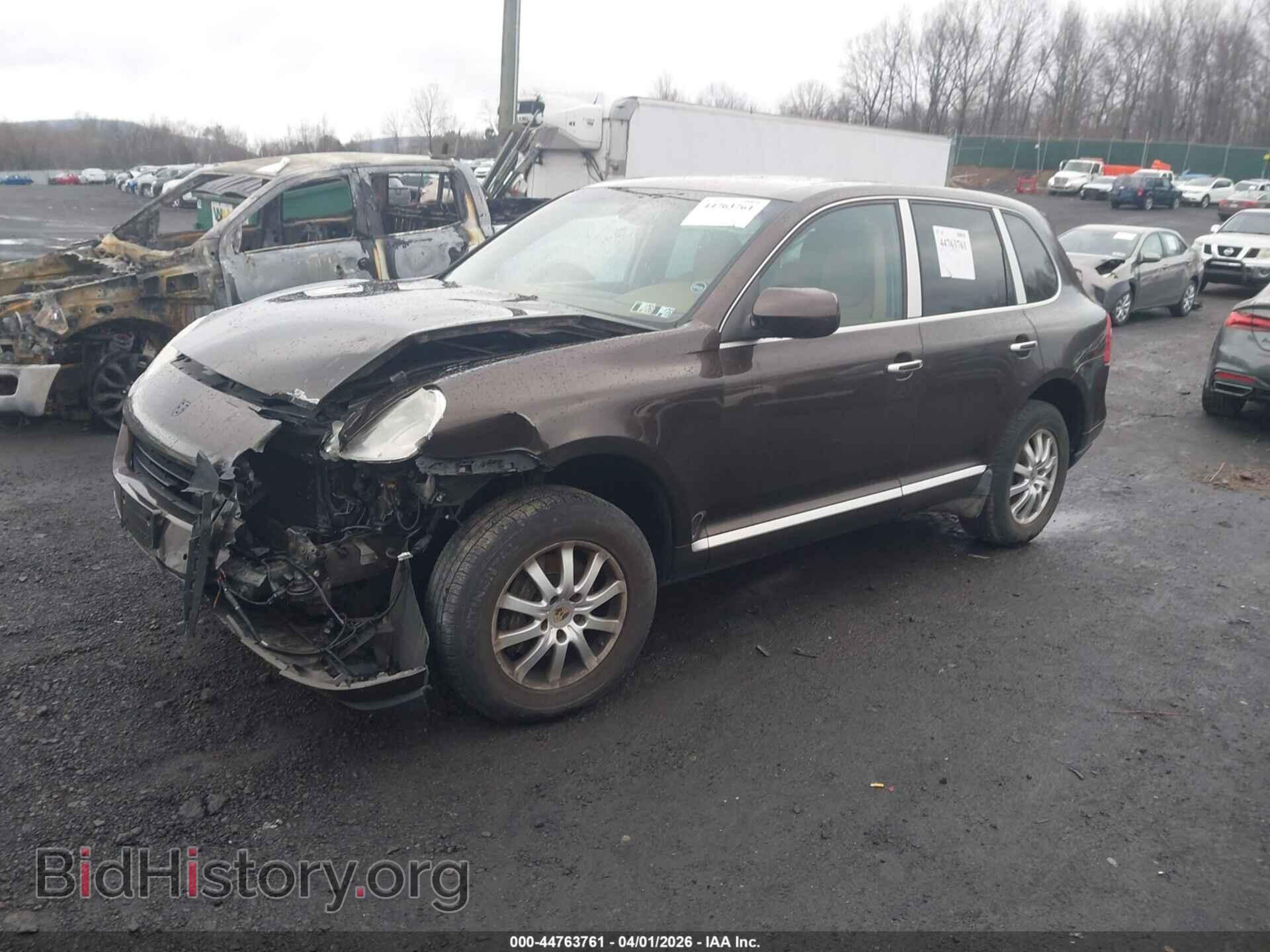 2010 PORSCHE CAYENNE - VIN: WP1AA2AP8ALA06331 - Photo 2