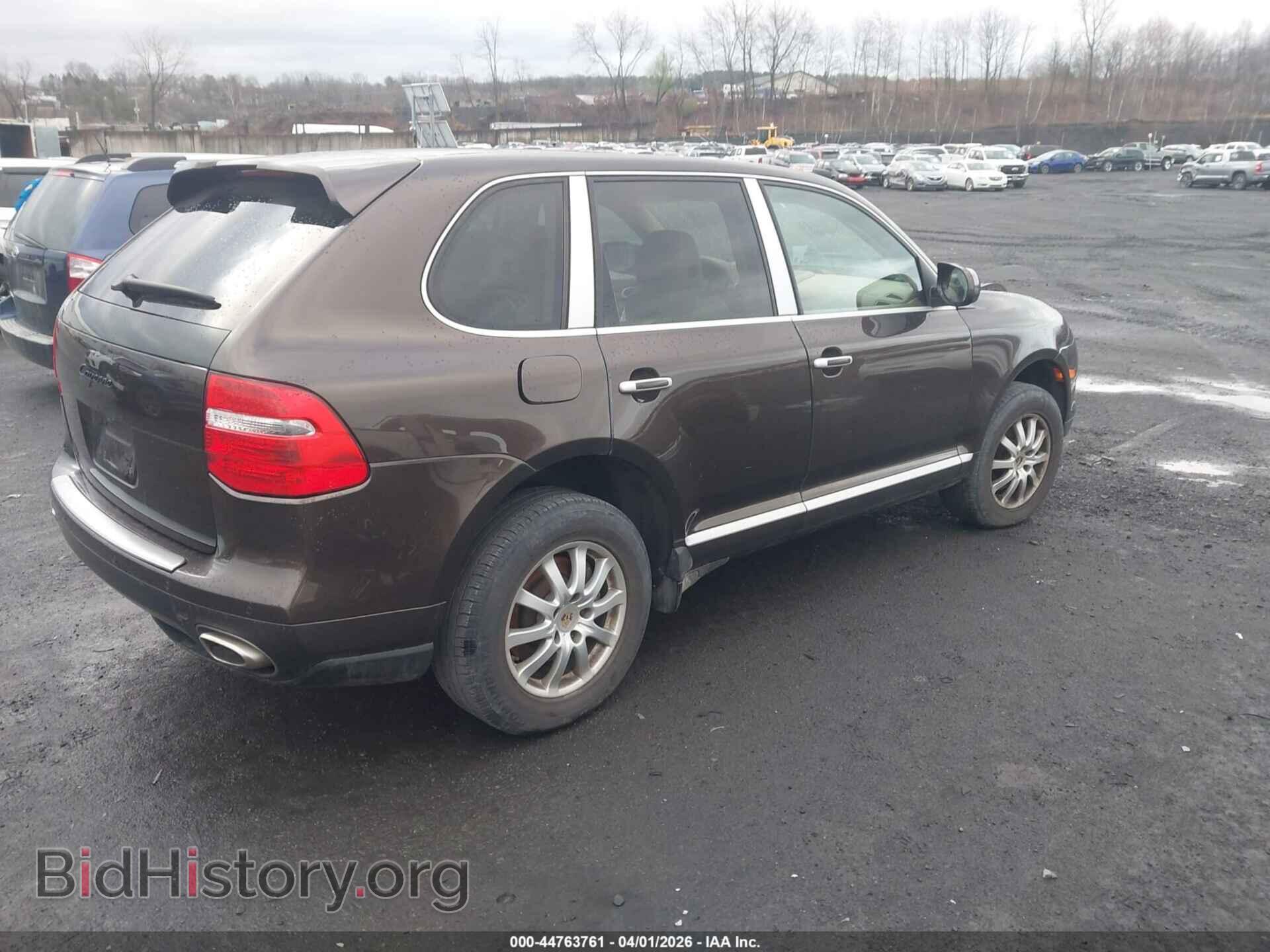 2010 PORSCHE CAYENNE - VIN: WP1AA2AP8ALA06331 - Photo 4