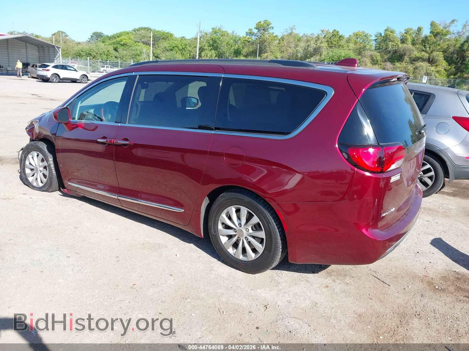 2017 CHRYSLER PACIFICA - VIN: 2C4RC1BG2HR638105 - Фото 3