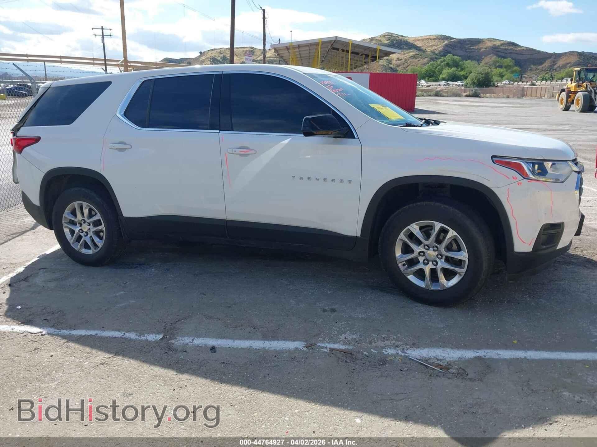2018 CHEVROLET TRAVERSE - VIN: 1GNERFKW2JJ264582 - Фото 13