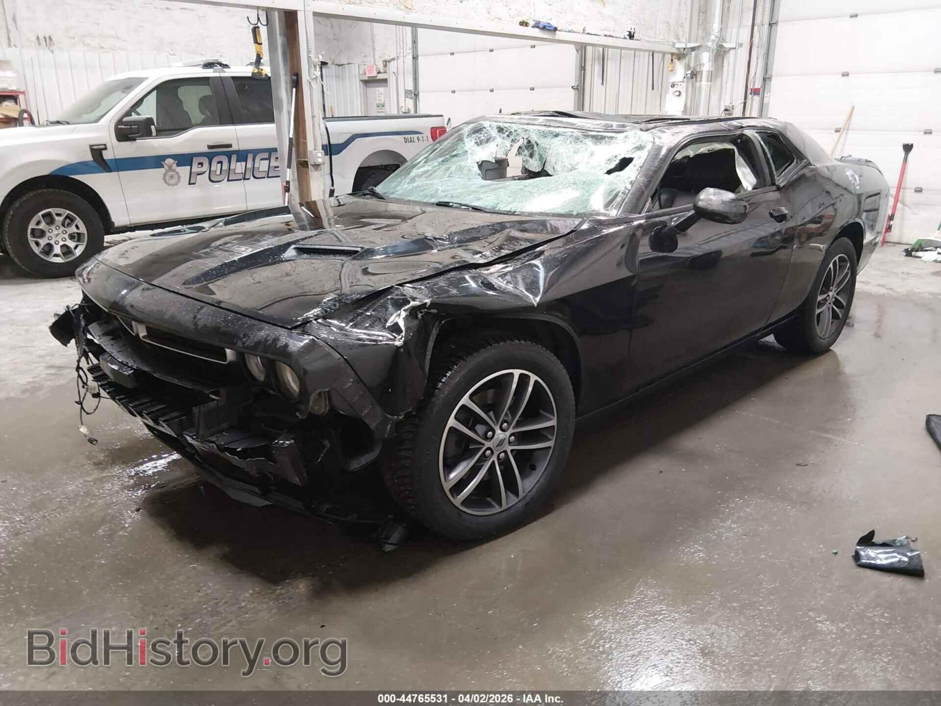 2019 DODGE CHALLENGER - VIN: 2C3CDZGG7KH677882 - Photo 2