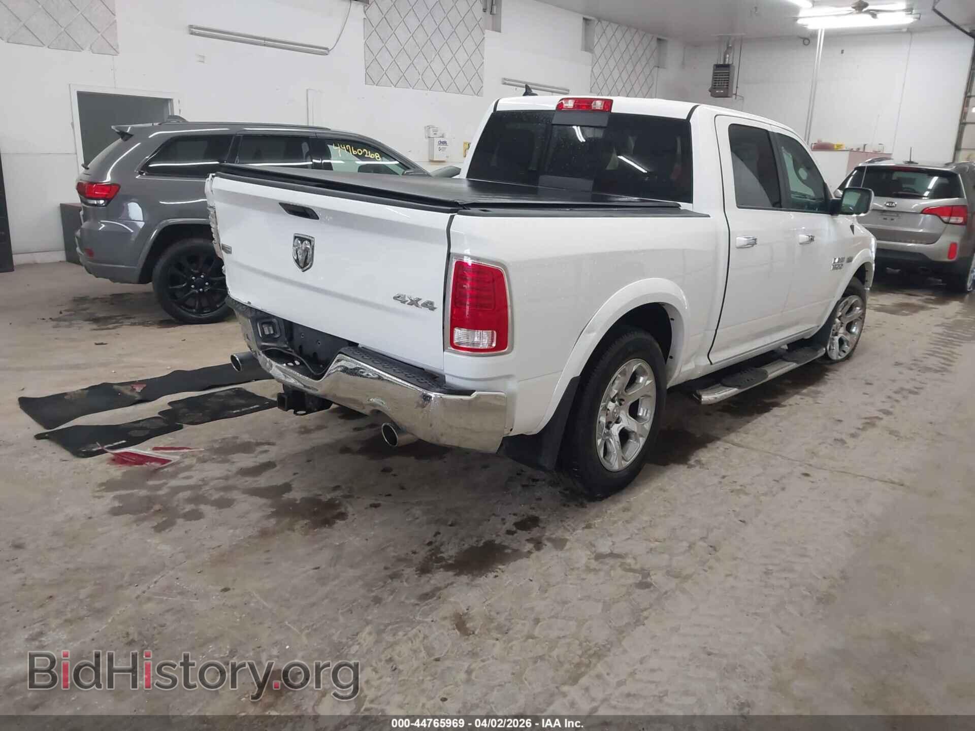 2017 RAM 1500 - VIN: 1C6RR7NT3HS518393 - Фото 4