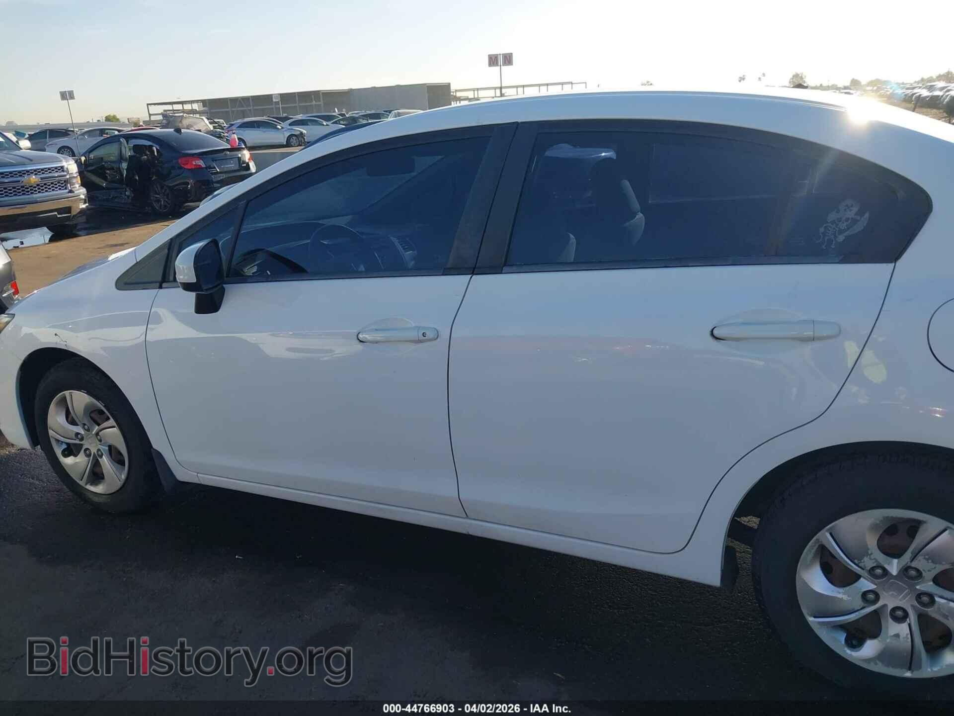 2015 HONDA CIVIC - VIN: 19XFB2F56FE009806 - Фото 14