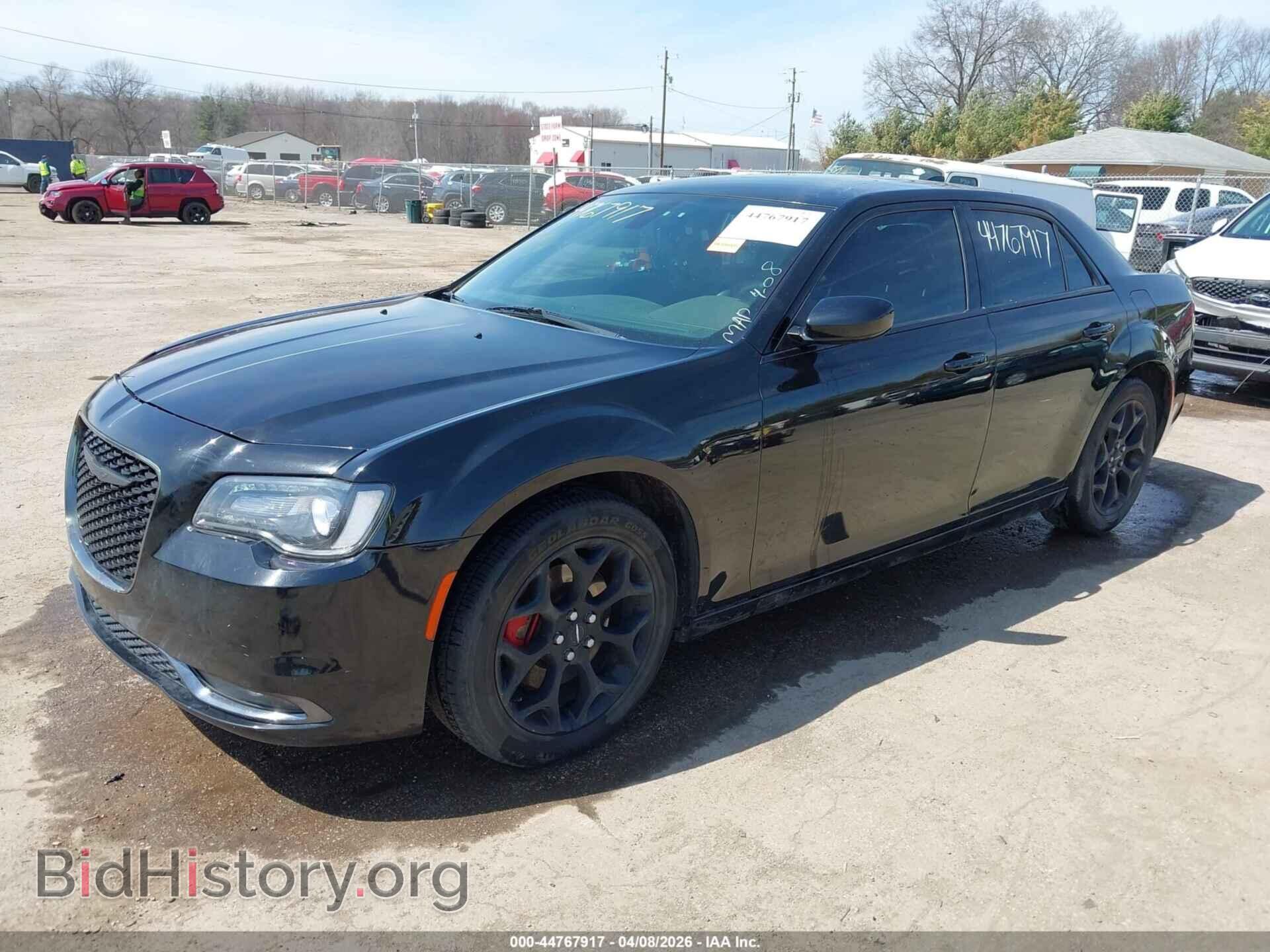 2016 CHRYSLER 300 - VIN: 2C3CCAGG9GH224889 - Фото 2