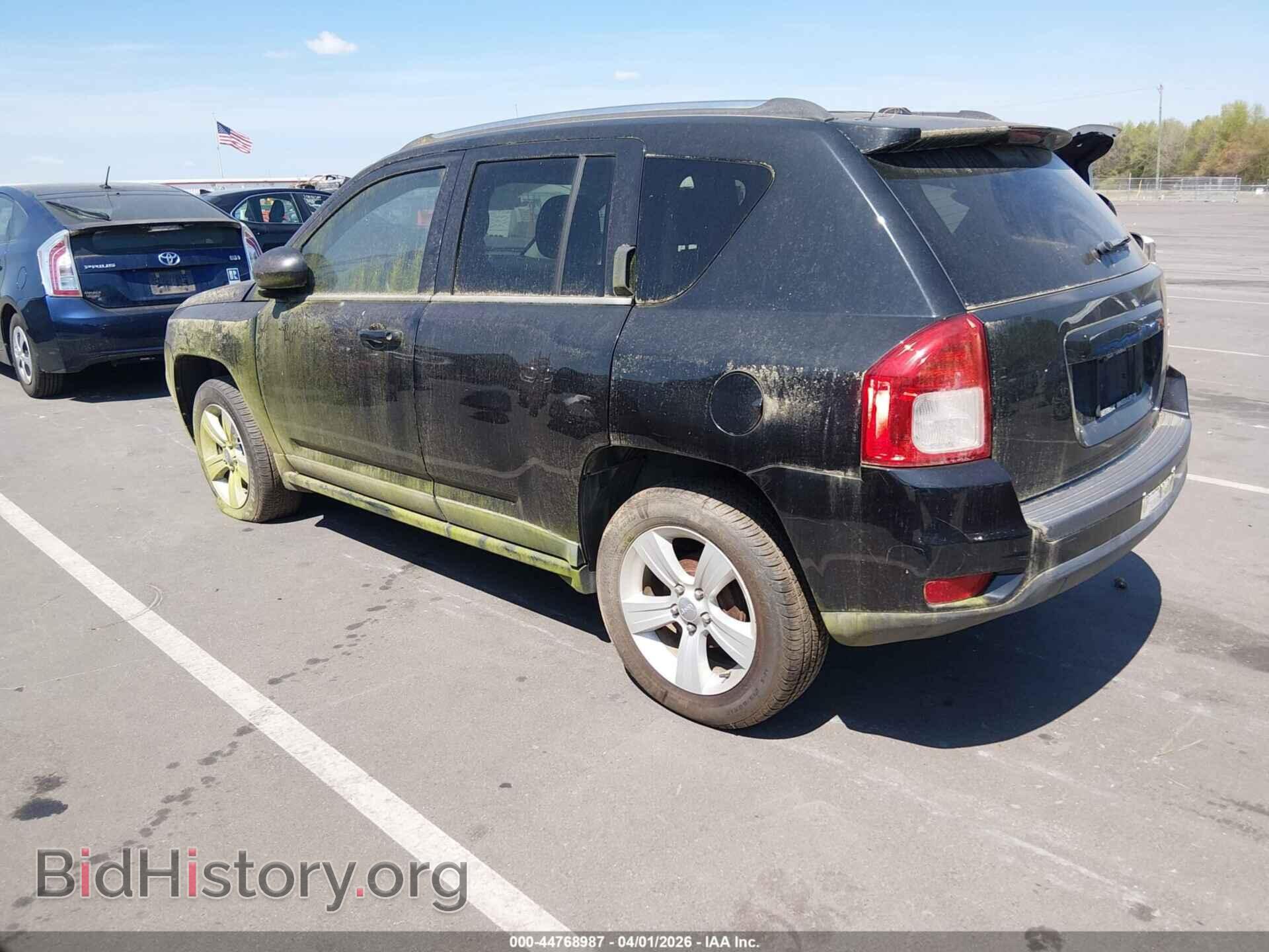 2011 JEEP COMPASS - VIN: 1J4NT1FA2BD224363 - Photo 3