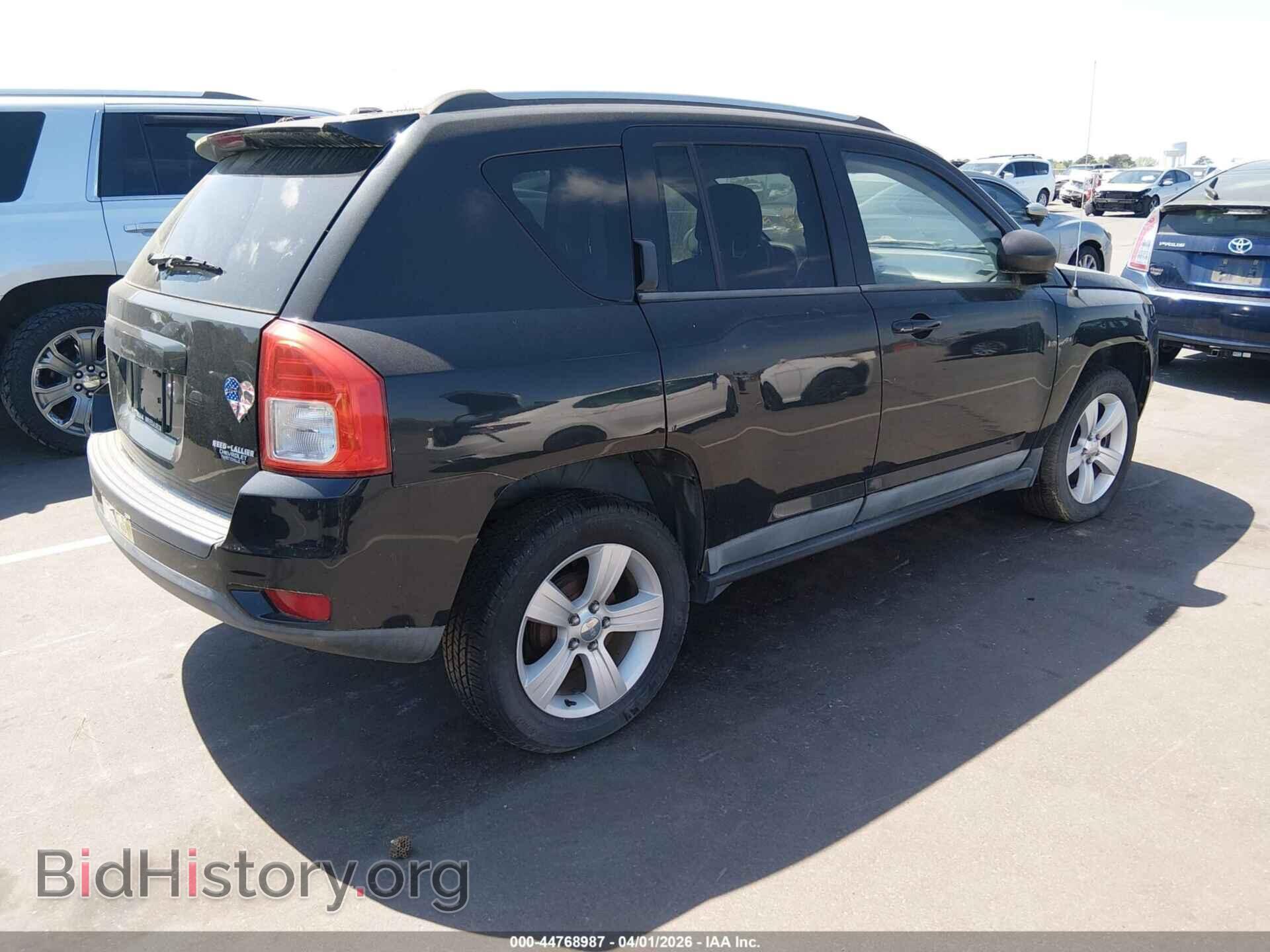 2011 JEEP COMPASS - VIN: 1J4NT1FA2BD224363 - Photo 4