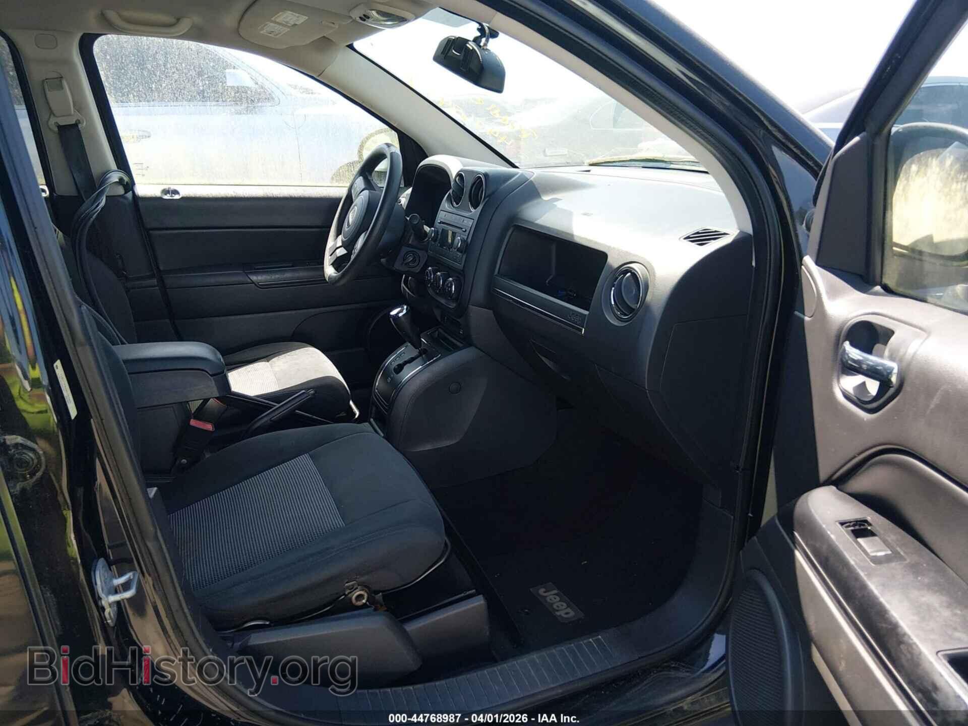 2011 JEEP COMPASS - VIN: 1J4NT1FA2BD224363 - Photo 5