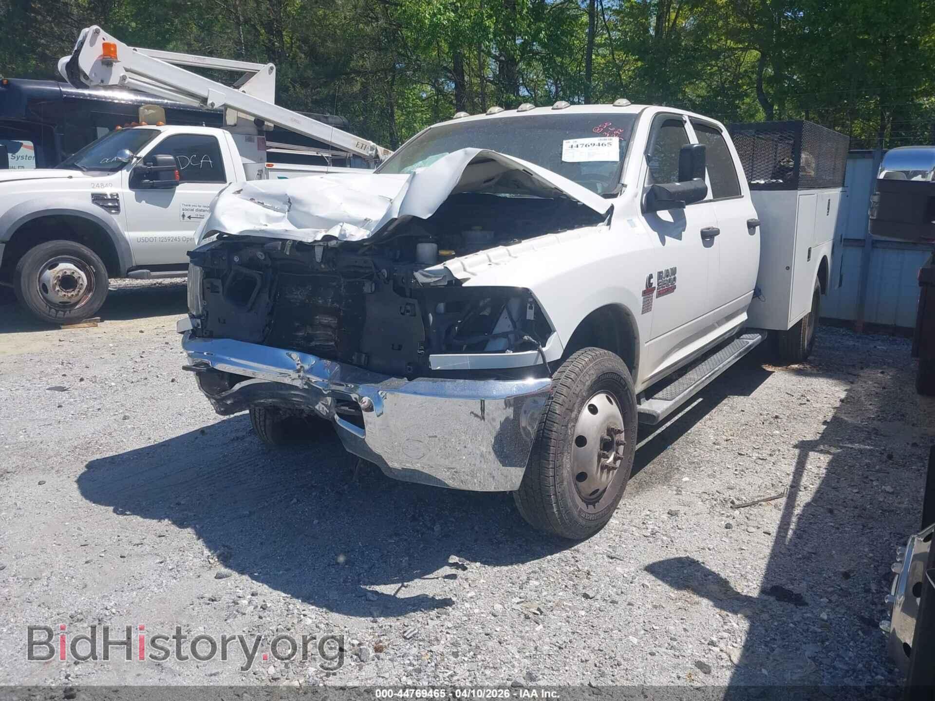 2018 RAM 3500 CHASSIS - VIN: 3C7WRSCL9JG306292 - Фото 2