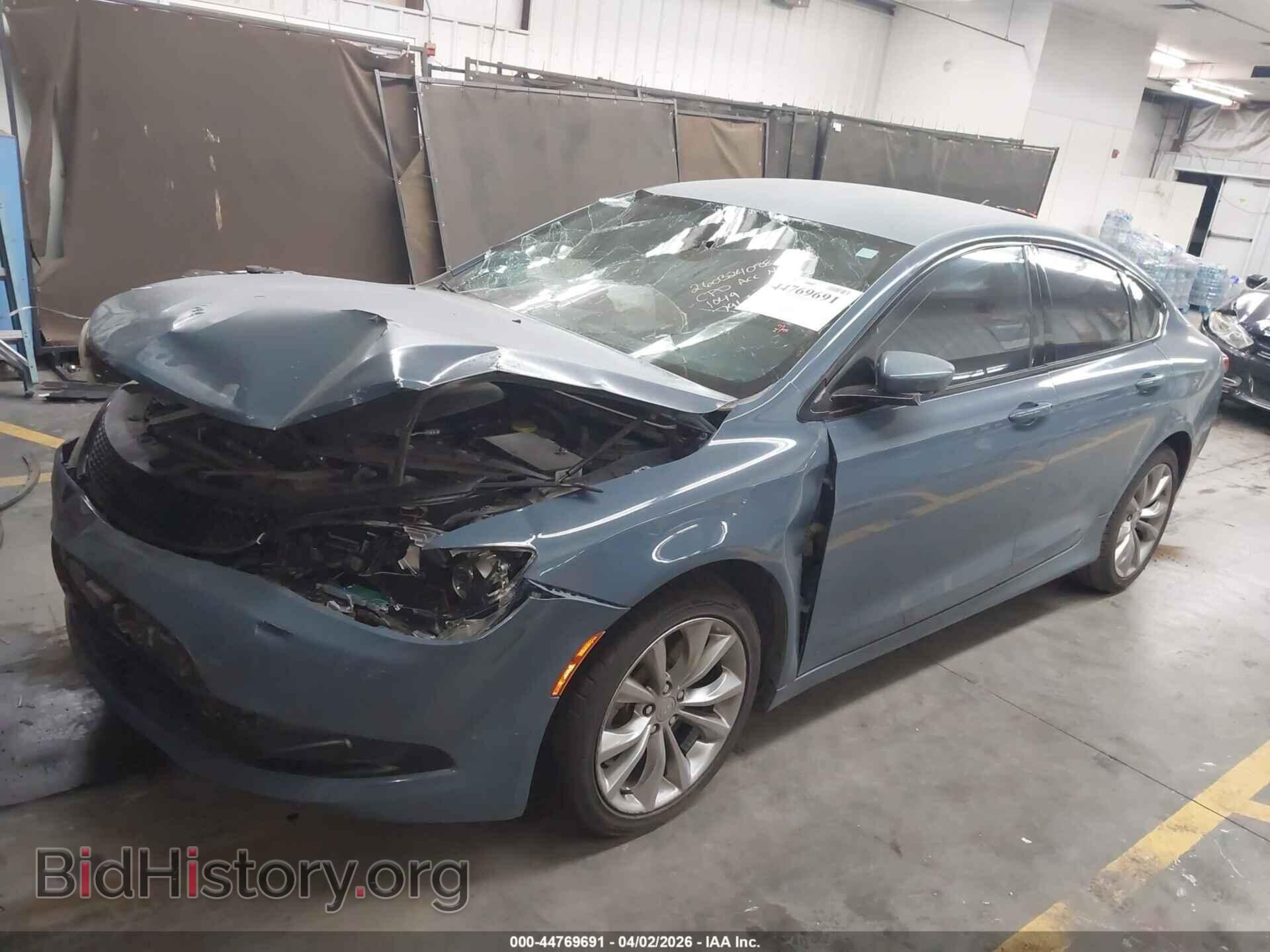 2015 CHRYSLER 200 - VIN: 1C3CCCBG7FN677966 - Фото 2