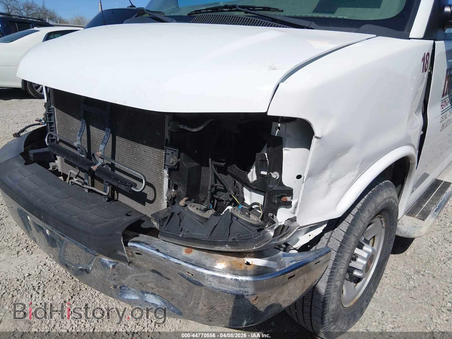 2017 GMC SAVANA 2500 - VIN: 1GTW7AFF5H1904097 - Фото 6