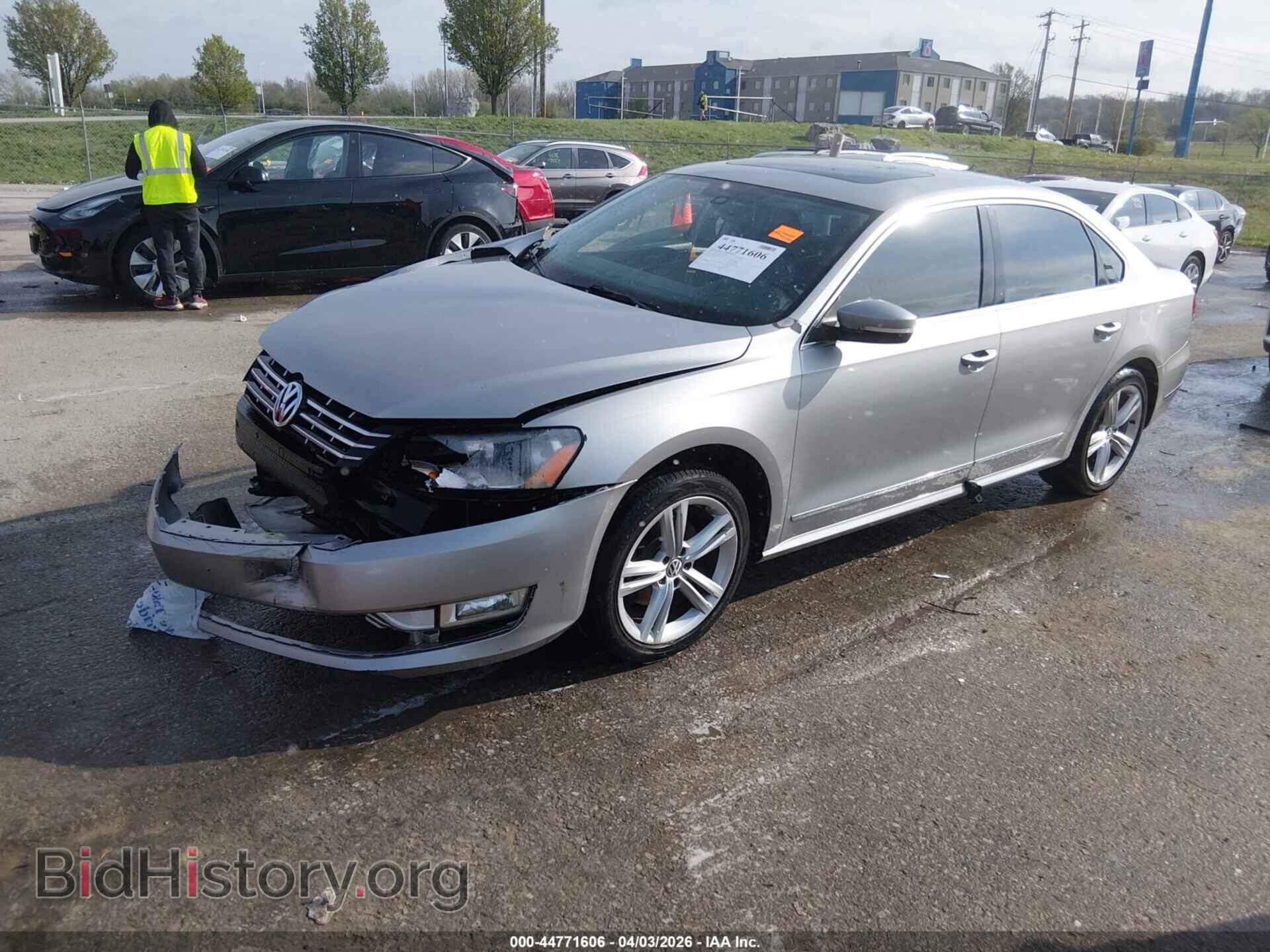 2014 VOLKSWAGEN PASSAT - VIN: 1VWCN7A32EC005560 - Фото 2