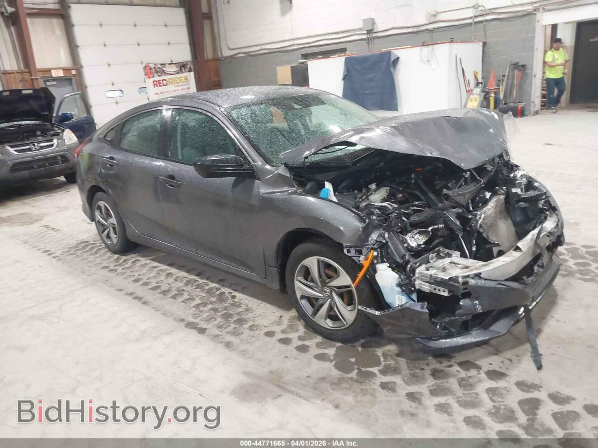 Photo 2HGFC2F68KH574130 - HONDA CIVIC 2019