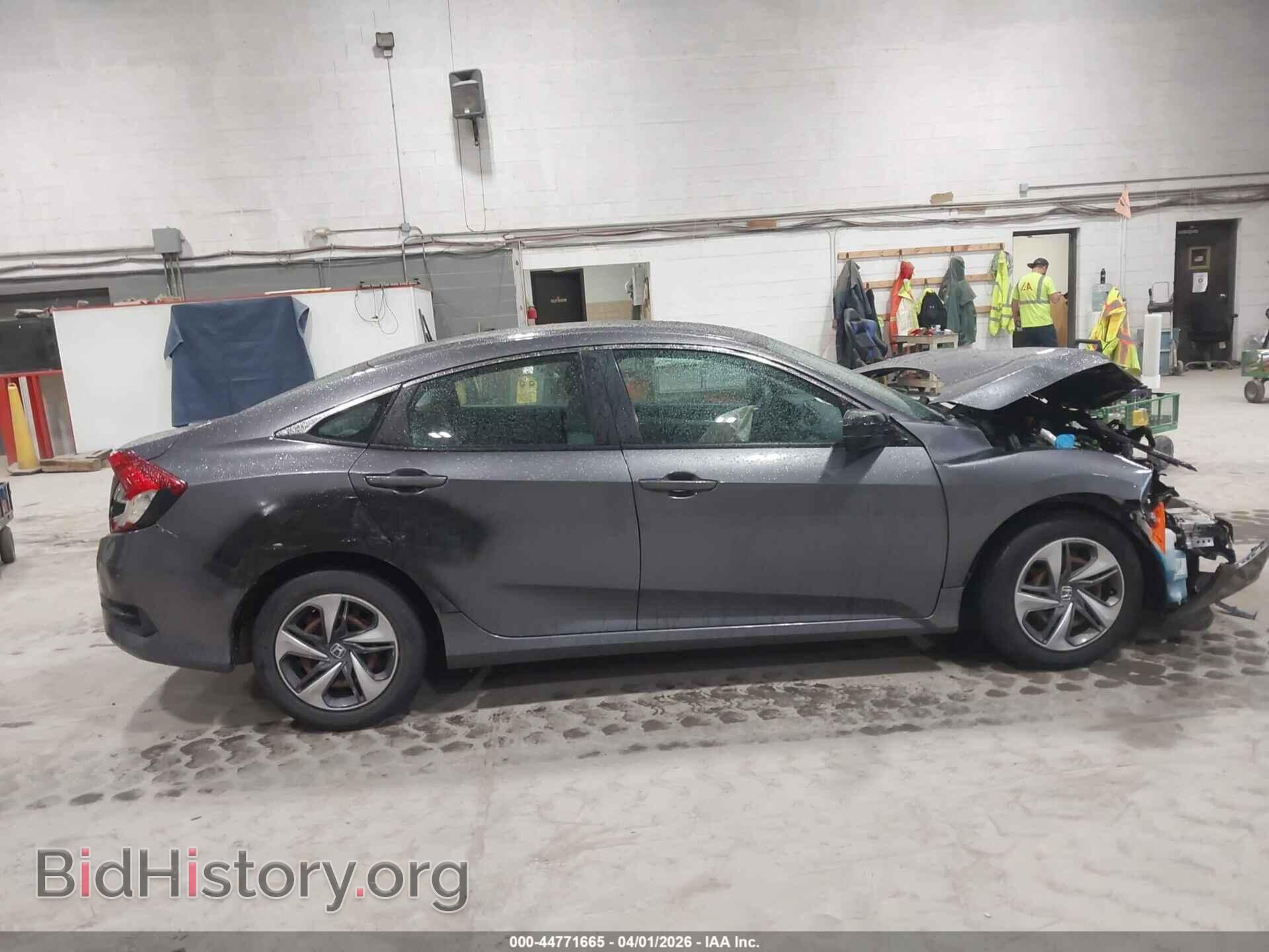2019 HONDA CIVIC - VIN: 2HGFC2F68KH574130 - Фото 13