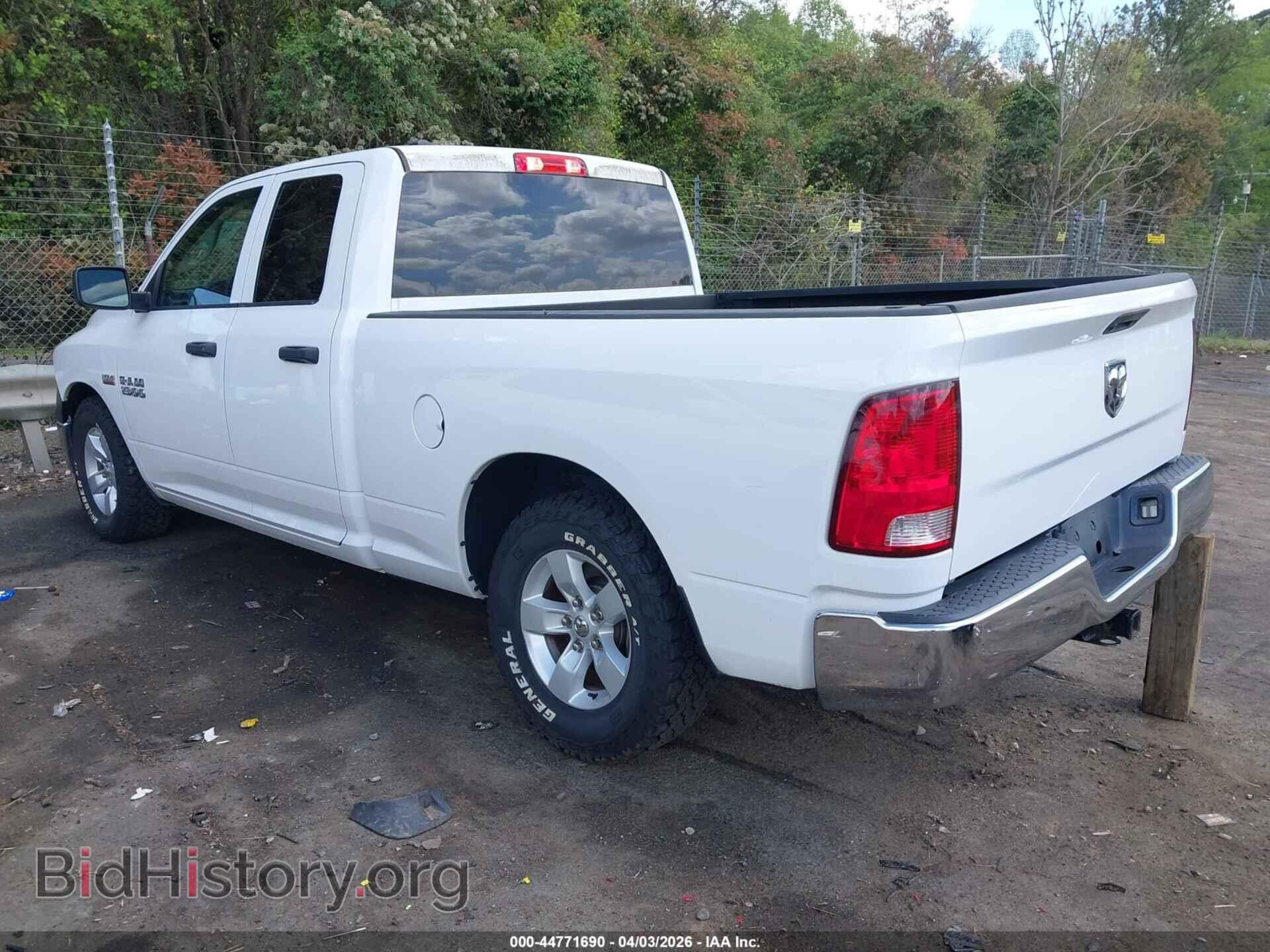 2018 RAM 1500 - VIN: 1C6RR6FT3JS290796 - Фото 3