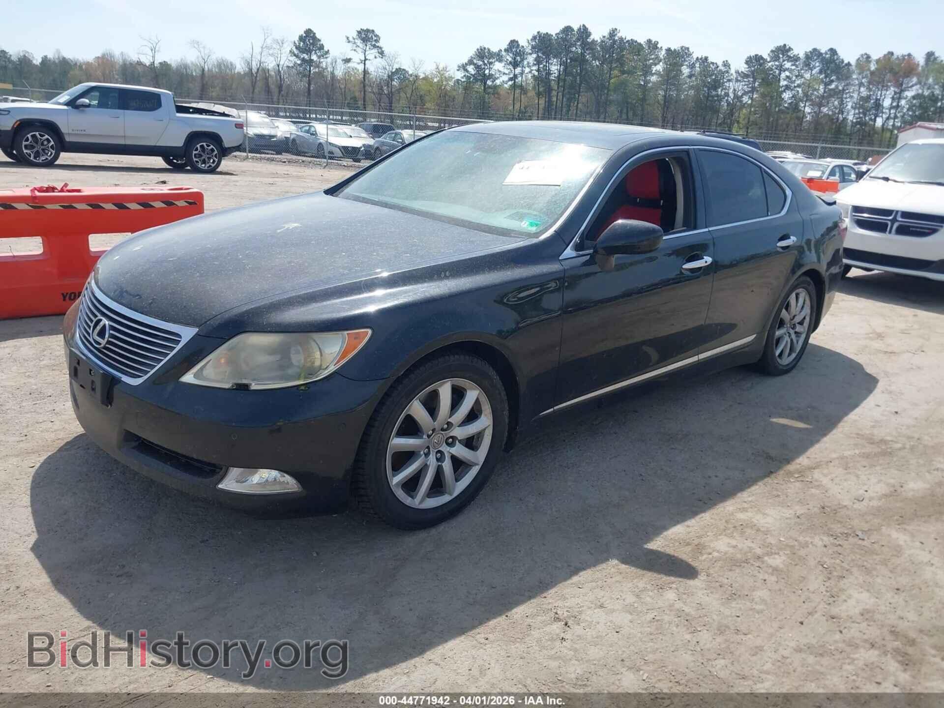 2007 LEXUS LS 460 - VIN: JTHBL46F475033808 - Photo 2