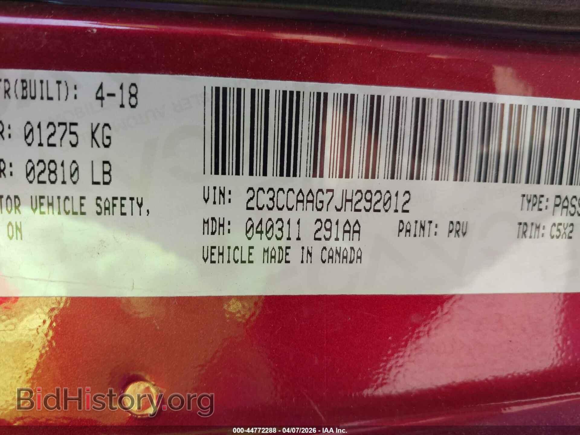 2018 CHRYSLER 300 - VIN: 2C3CCAAG7JH292012 - Фото 9