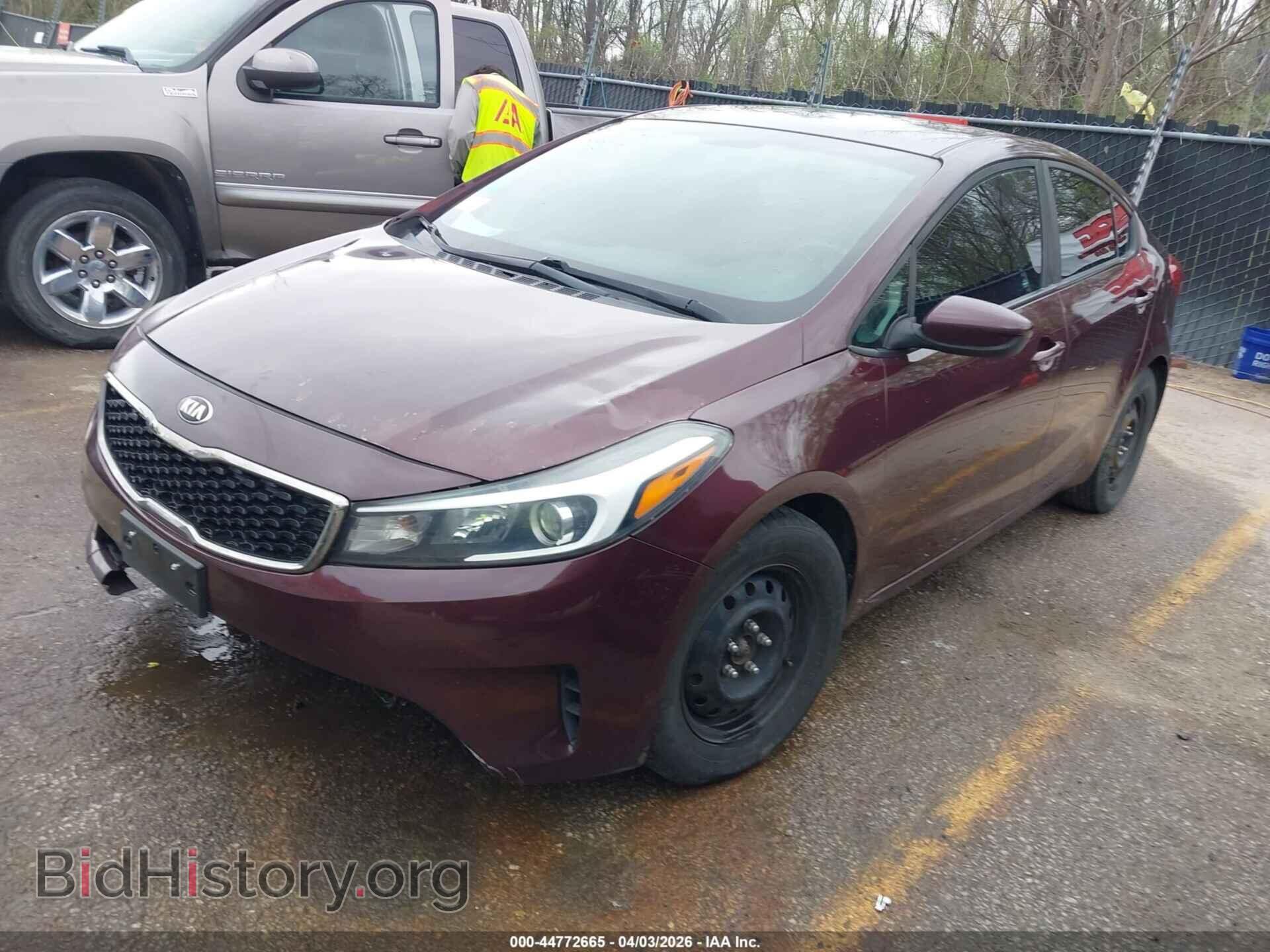 2017 KIA FORTE - VIN: 3KPFK4A79HE028132 - Фото 2