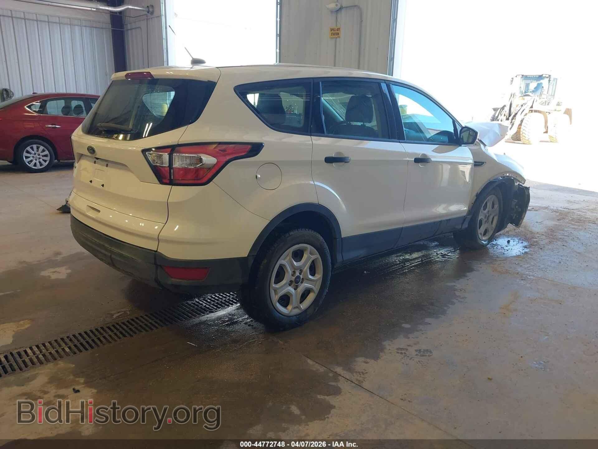 2017 FORD ESCAPE - VIN: 1FMCU0F72HUF07830 - Фото 4