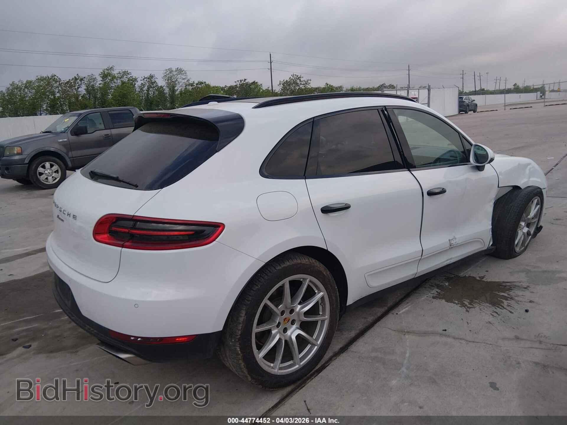 2018 PORSCHE MACAN - VIN: WP1AA2A51JLB02574 - Photo 4