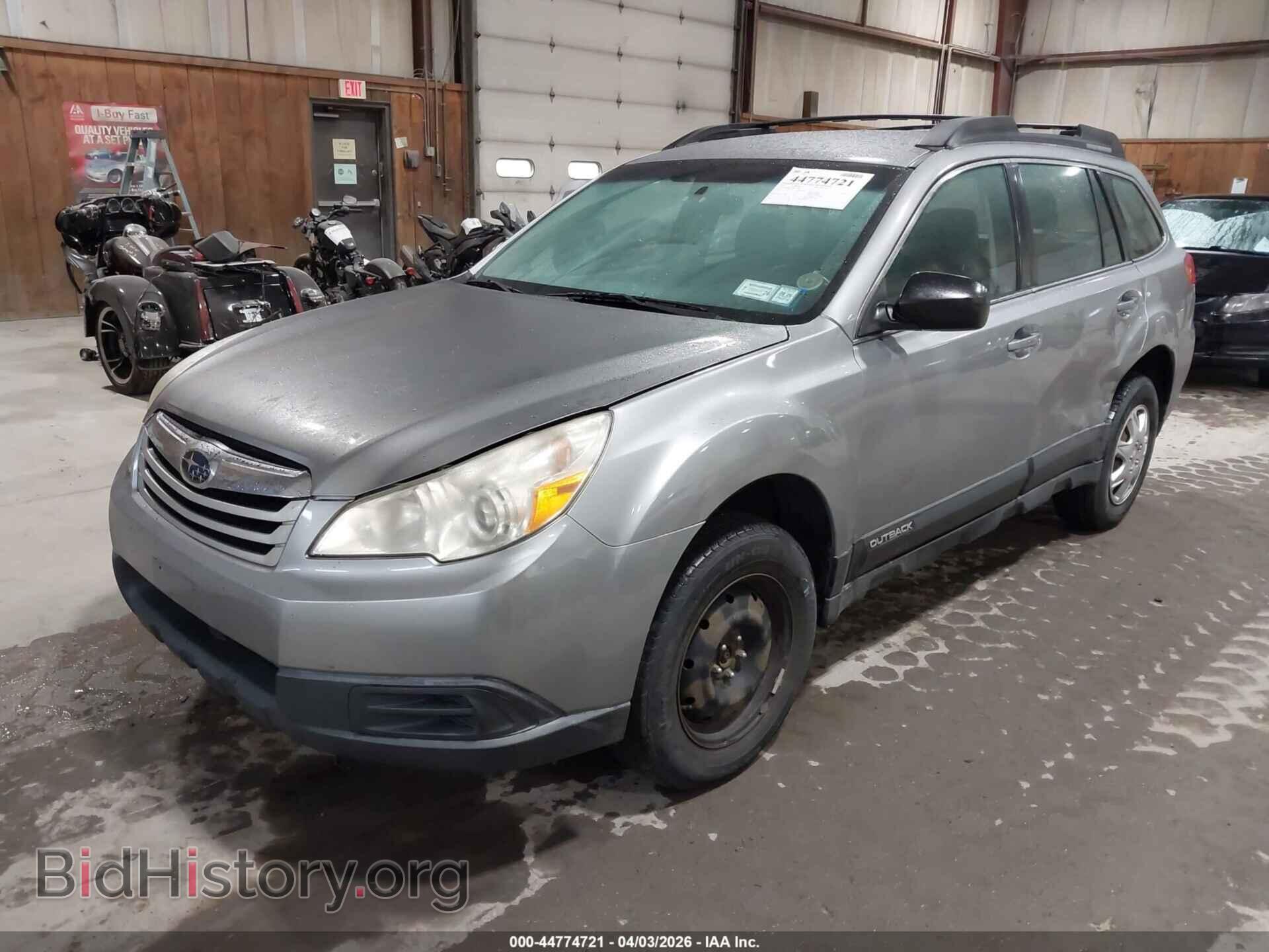 2011 SUBARU OUTBACK - VIN: 4S4BRBAC1B3371748 - Фото 2