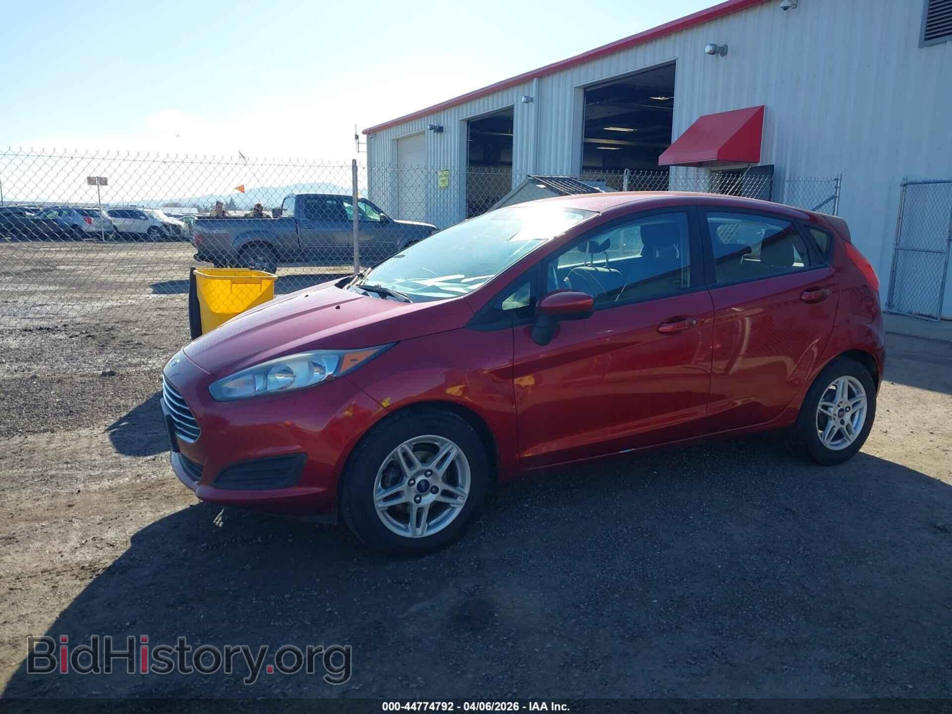 2017 FORD FIESTA - VIN: 3FADP4EJ2HM110634 - Фото 2