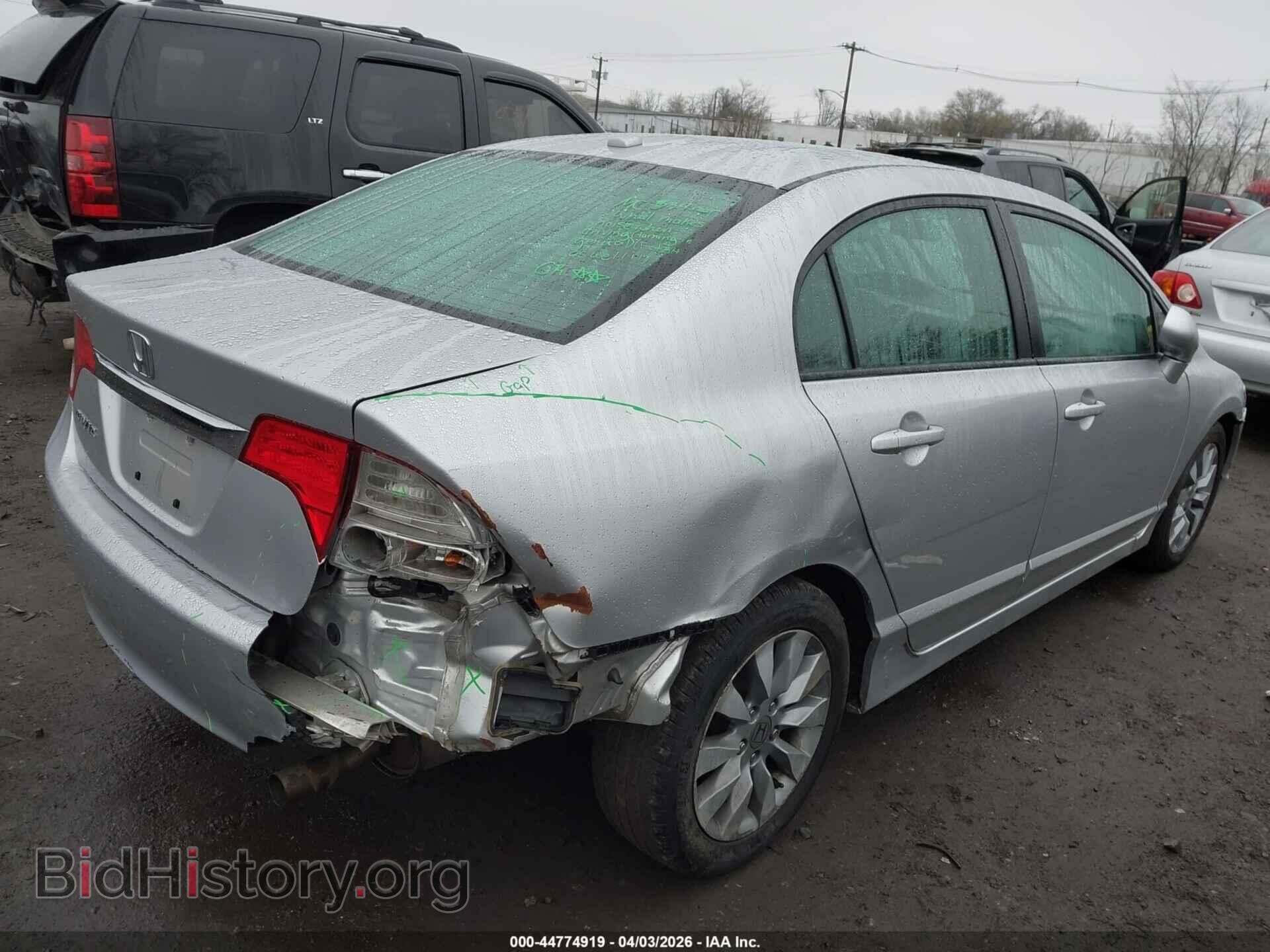 2010 HONDA CIVIC - VIN: 19XFA1F87AE003075 - Фото 4