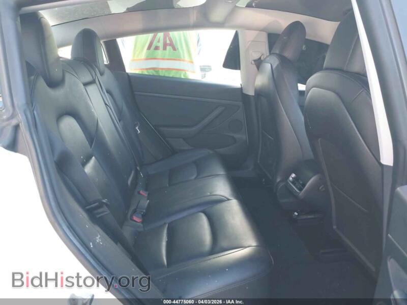 2021 Tesla MODEL 3 (VIN 5YJ3E1EB6MF997379) — фото 8 из 18
