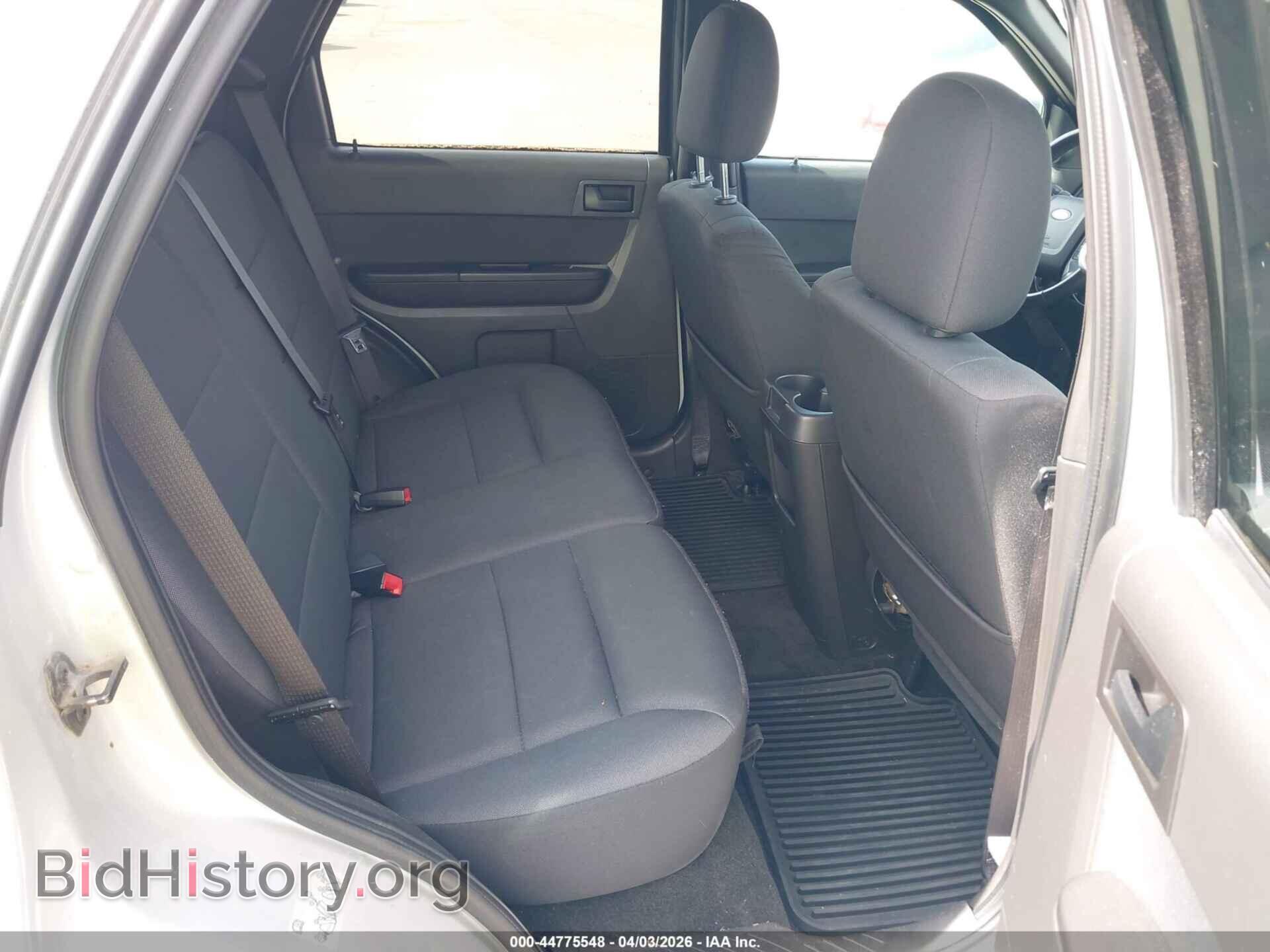2011 FORD ESCAPE - VIN: 1FMCU9DGXBKB35292 - Фото 8