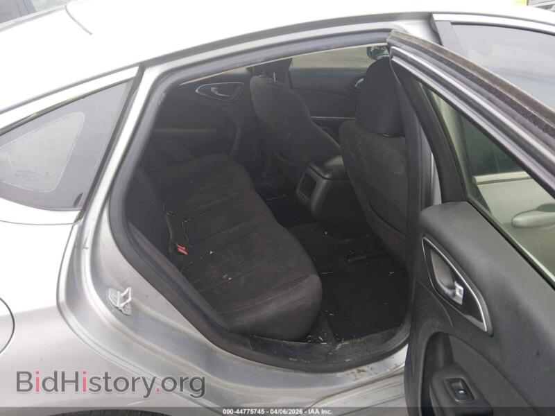 2015 Chrysler 200 (VIN 1C3CCCAB5FN606867) — photo 8 of 12