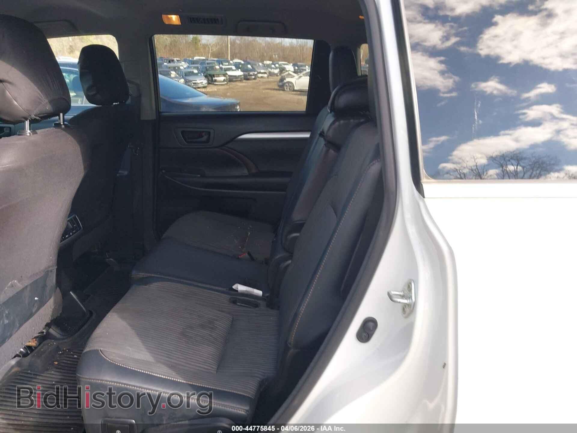 2017 TOYOTA HIGHLANDER - VIN: 5TDBZRFH6HS456352 - Фото 8