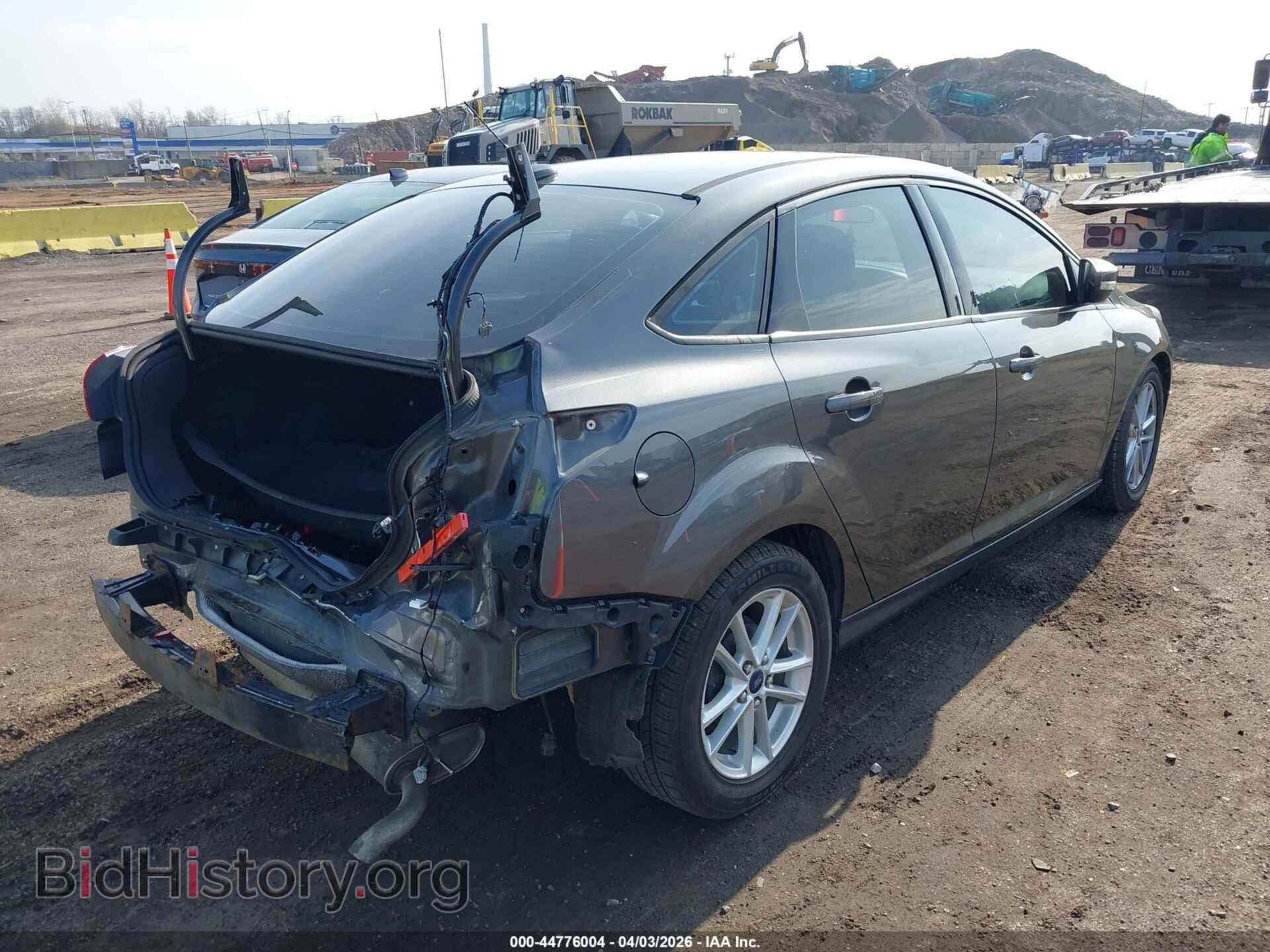 2015 FORD FOCUS - VIN: 1FADP3F2XFL213672 - Photo 4