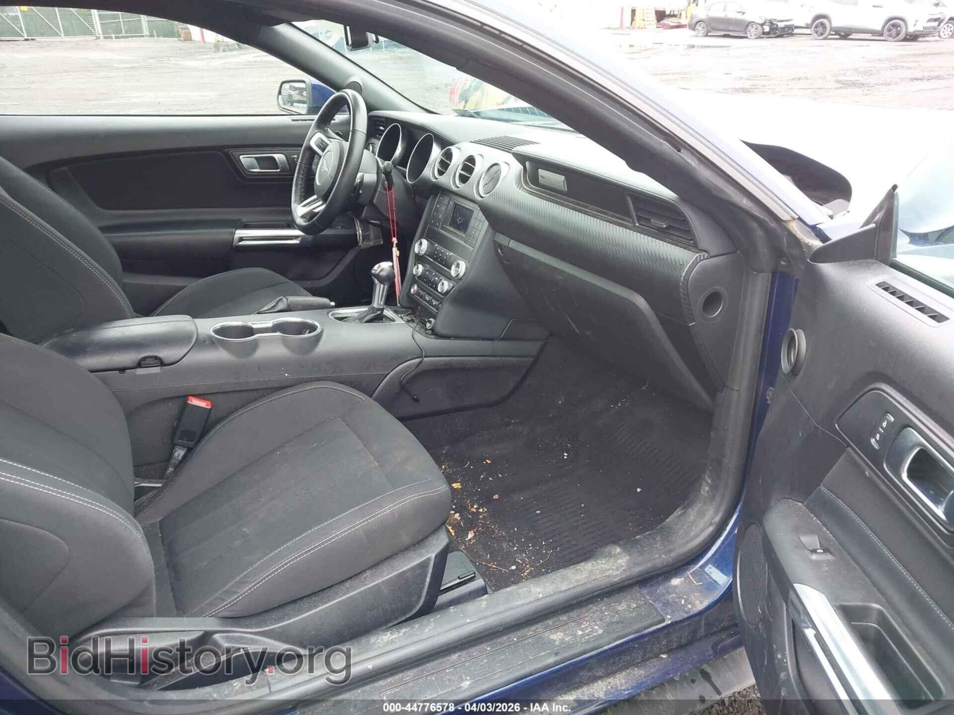 2019 FORD MUSTANG - VIN: 1FA6P8THXK5117814 - Фото 5