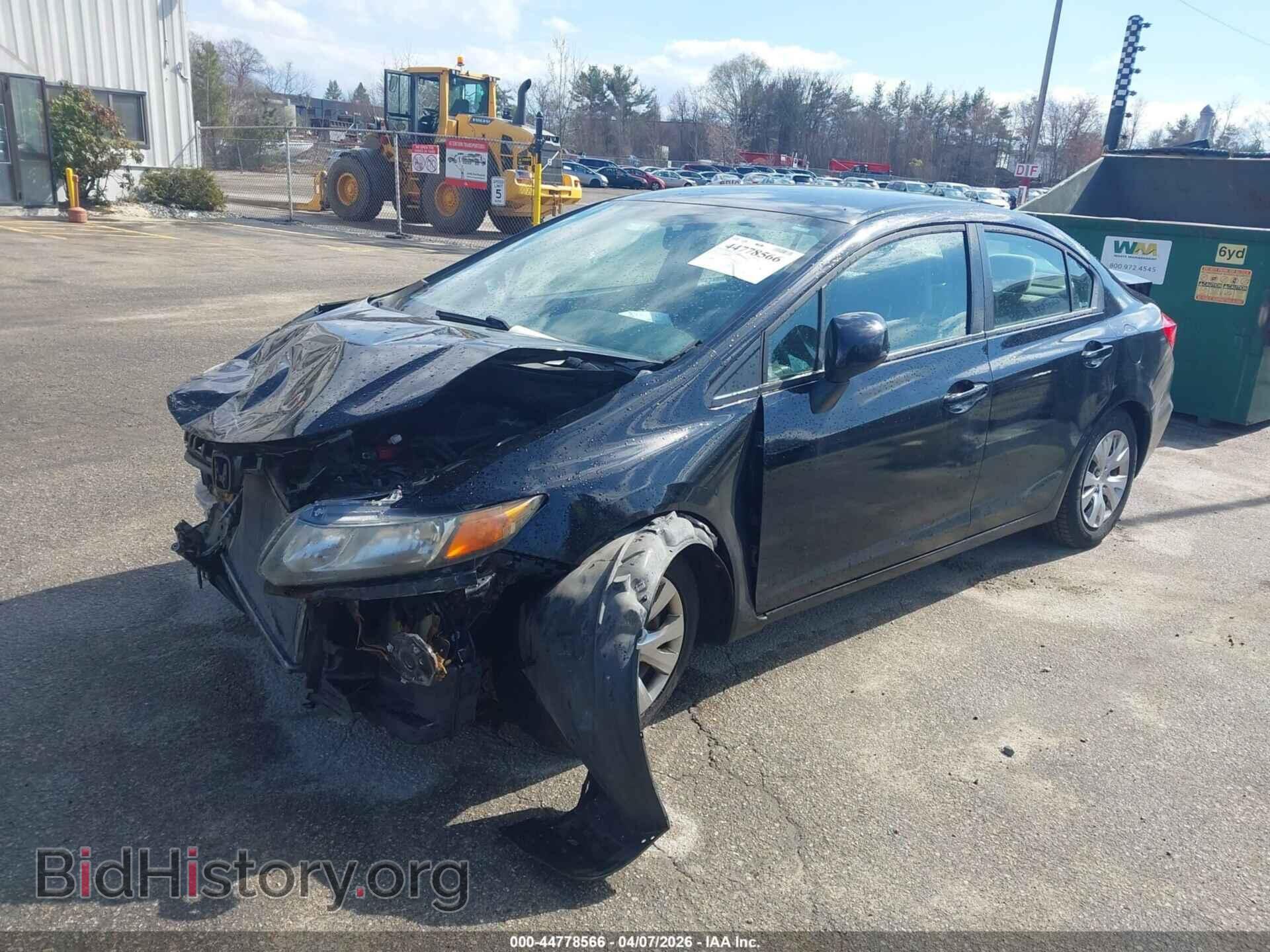 2012 HONDA CIVIC - VIN: 2HGFB2F50CH581102 - Фото 2