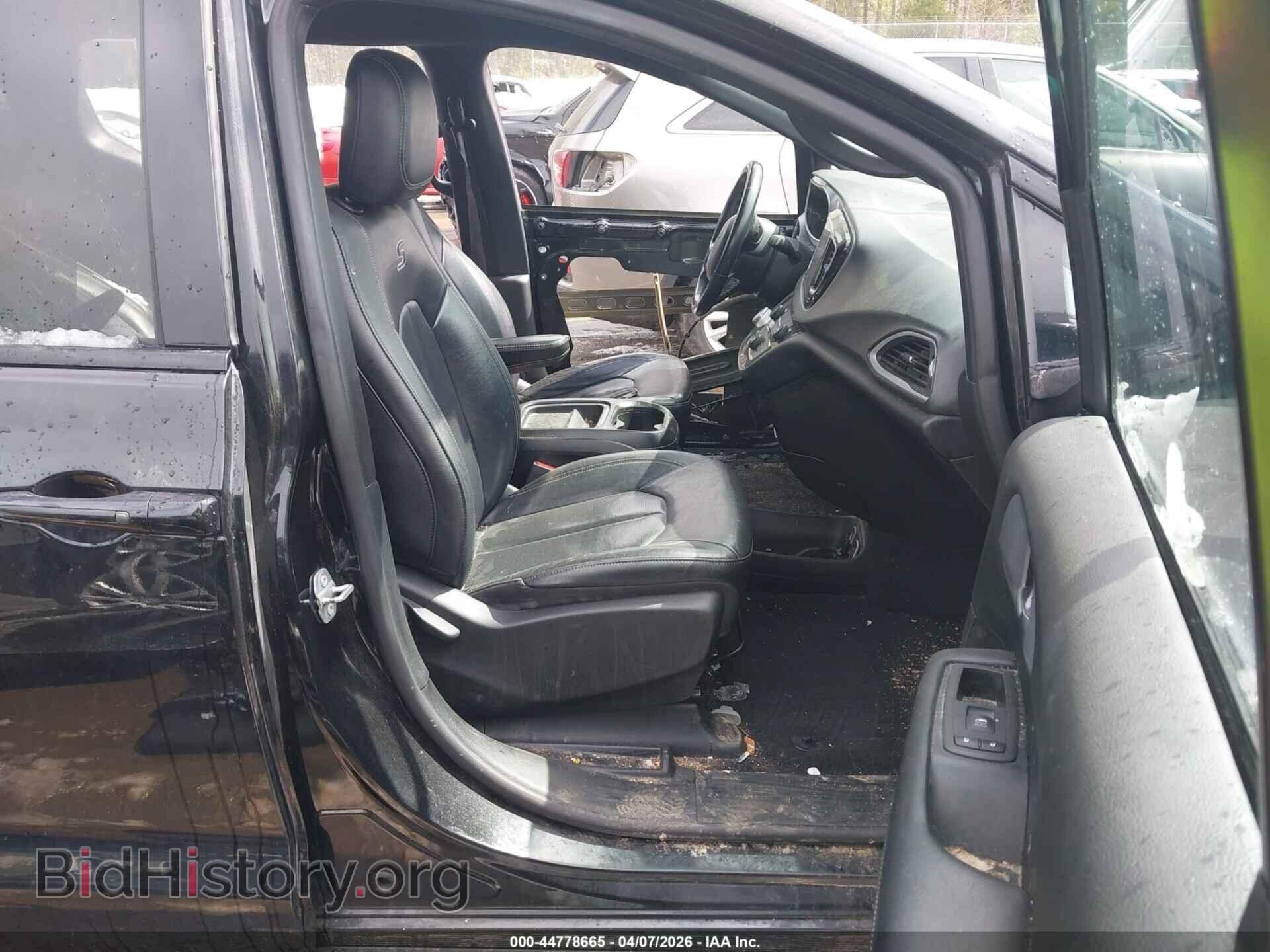 2020 CHRYSLER PACIFICA - VIN: 2C4RC1BG1LR237864 - Фото 5
